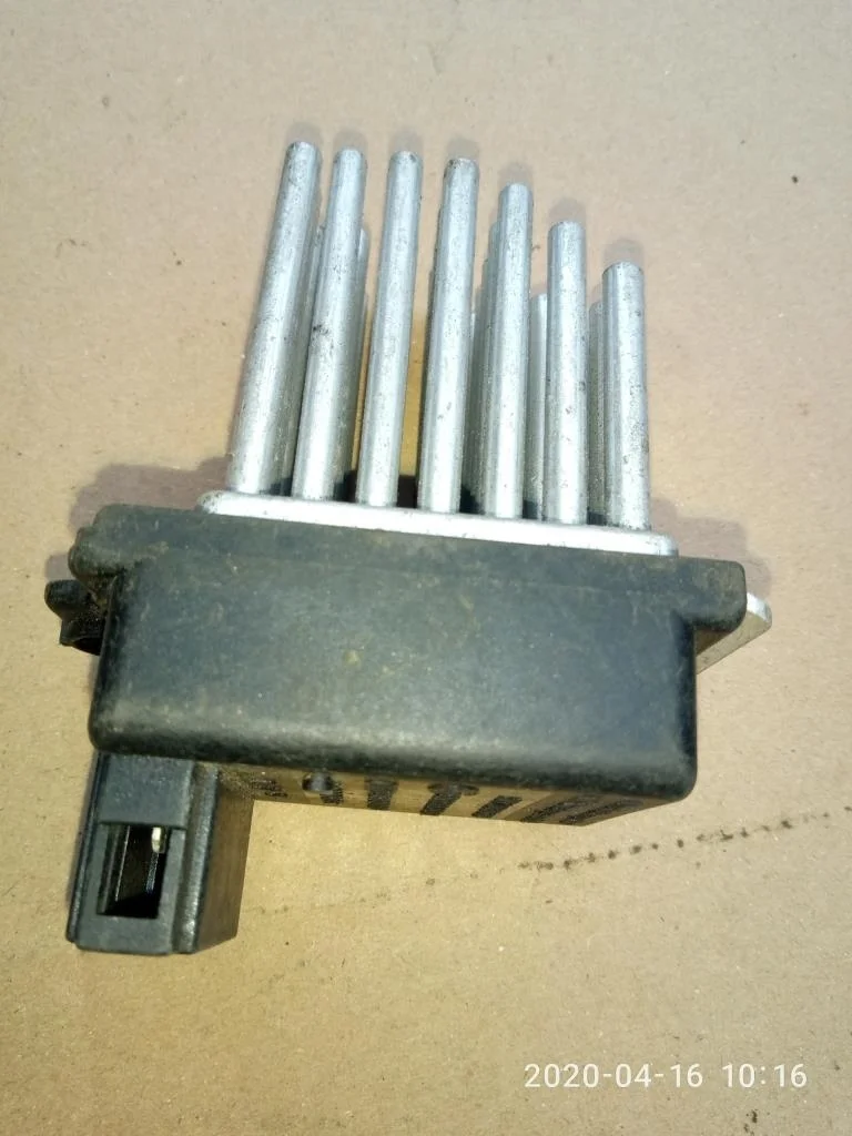 Сопротивление печки Audi A6 C5 (4B) 1997-2001 2001 2,4 Бензин МКПП Универсал