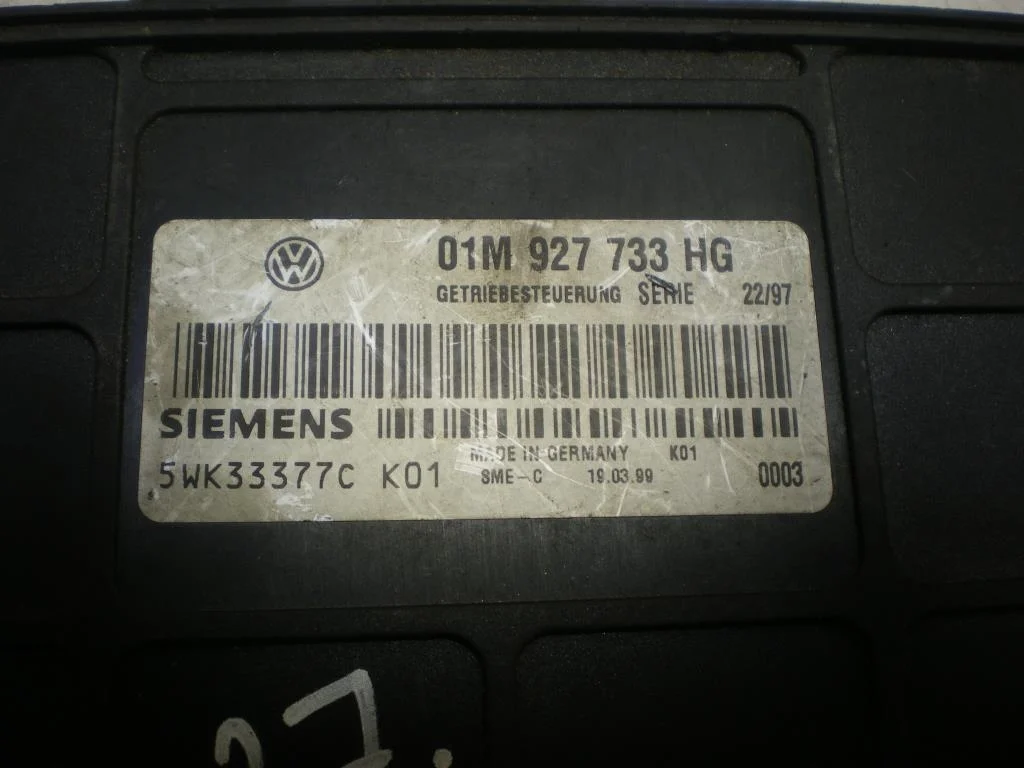 Блок управления АКПП Skoda Octavia A4 Tour (1U) 1996-2010 1999 1,6 Бензин