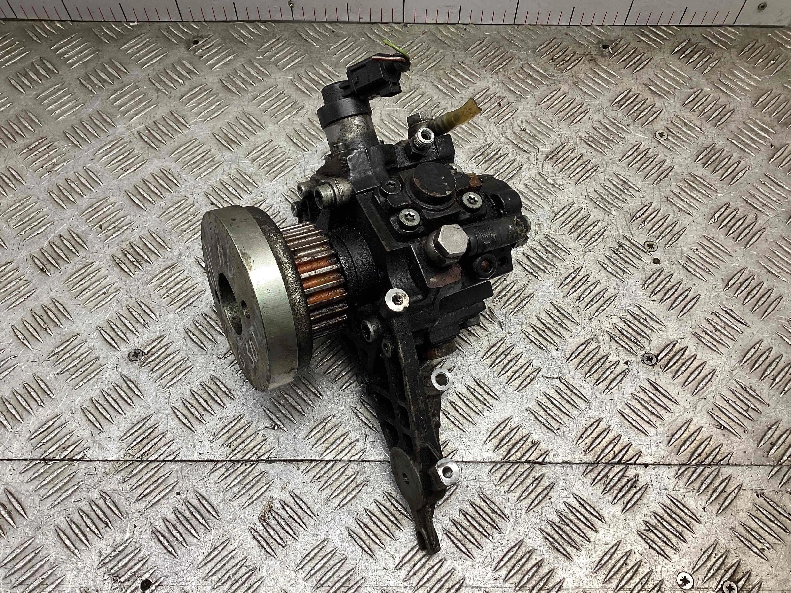 ТНВД Audi A6 C6 (4F) 2004-2008 2007 3,0 Дизель