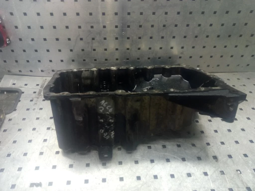 Поддон Audi A6 C6 (4F) 2004-2008 2007 2,0 Дизель