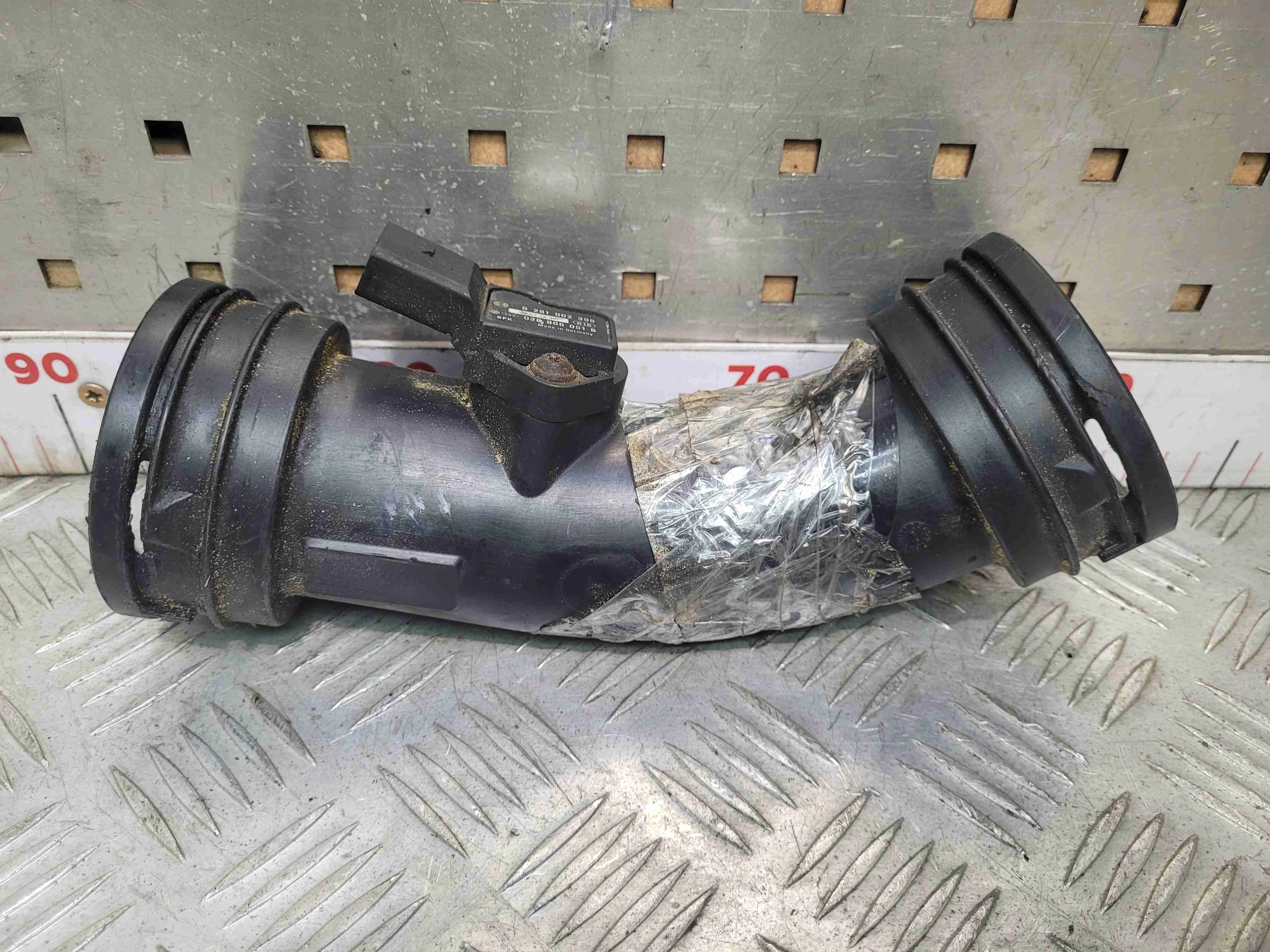 Патрубок интеркулера Volkswagen Transporter T5 (7H) 2003-2015 2006 1,9 Дизель
