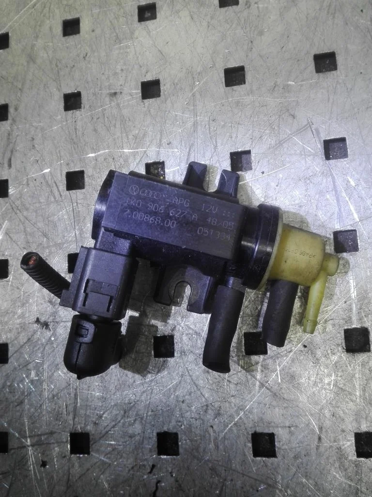 Клапан электромагнитный Volkswagen Touran I (1T) 2003-2006 2005 1,9 Дизель