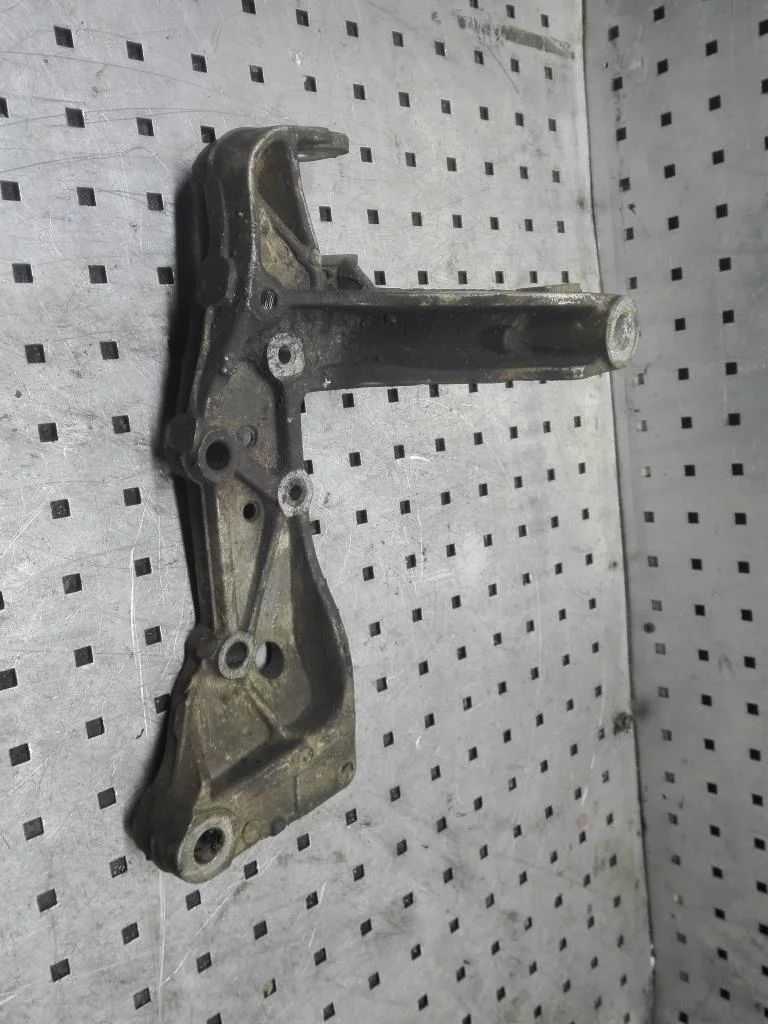 Балка подвески передняя (подрамник) Volkswagen Caddy III (2K) 2004-2010 2007 1,9 Дизель