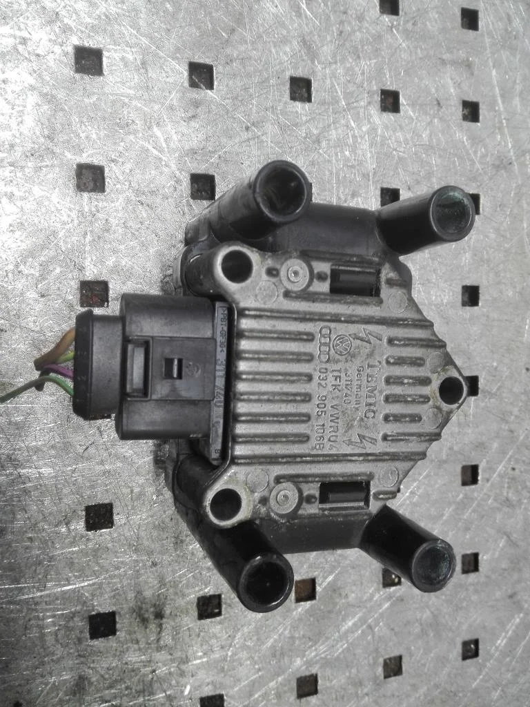 Катушка зажигания Volkswagen Golf IV (1J) 1997-2004 1999 1,6 Бензин МКПП Хэтчбек 5дв.