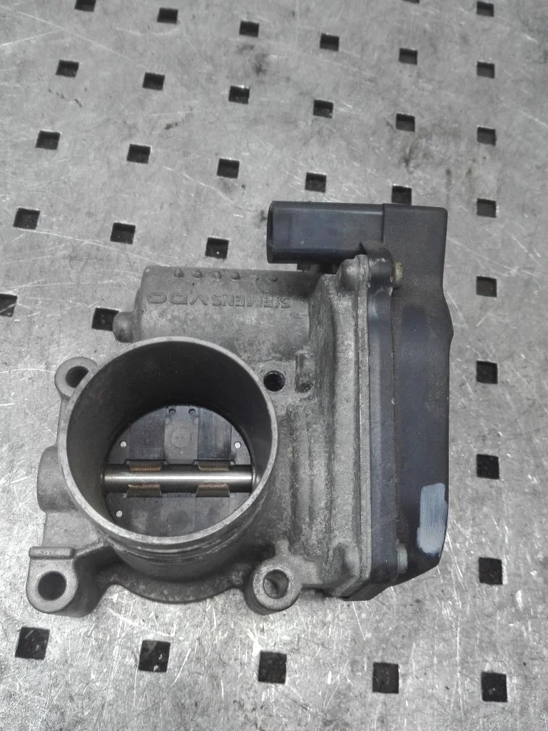 Заслонка дроссельная Volkswagen Fox (5Z) 2003-2011 2006 1,2 Бензин