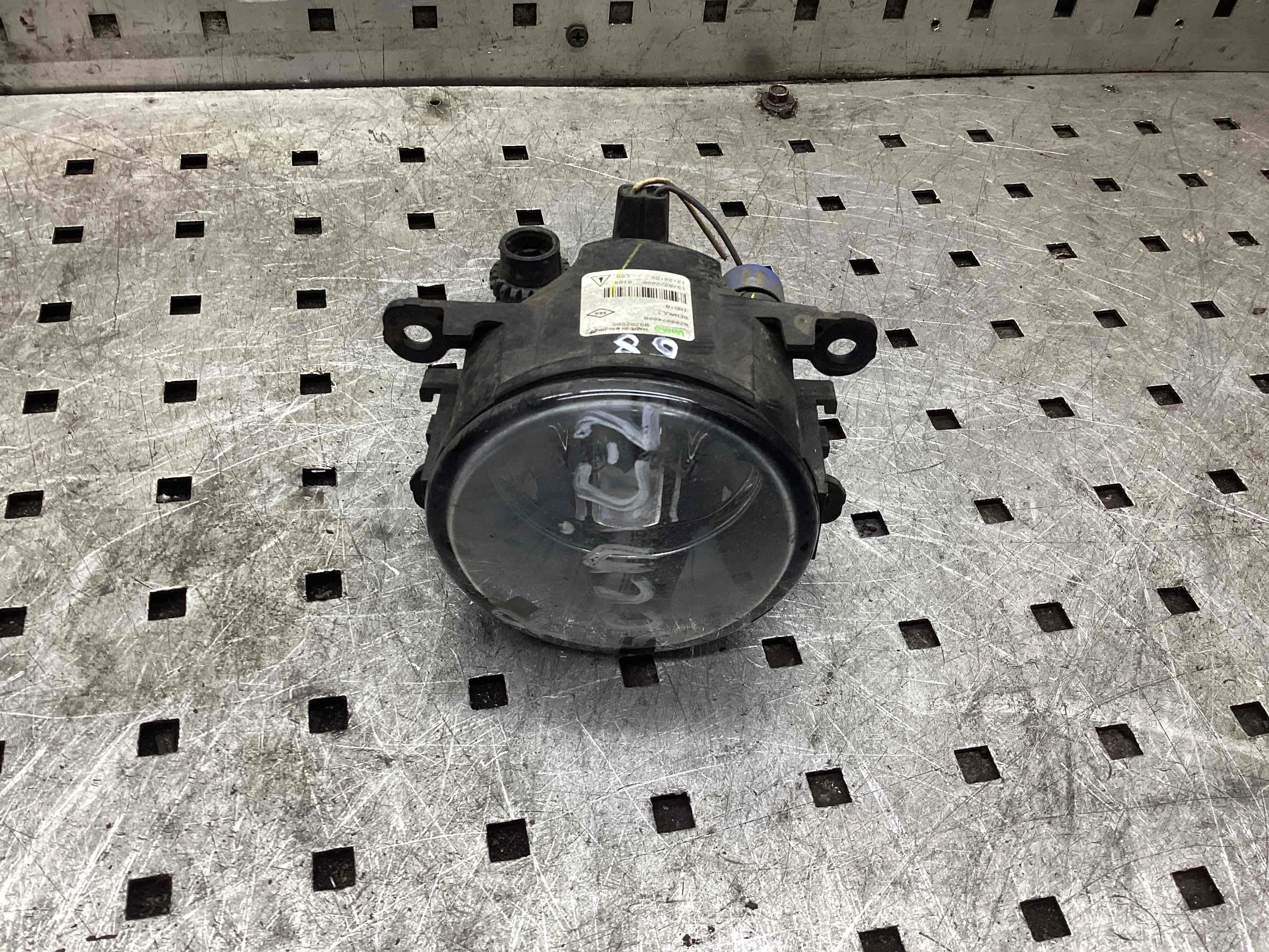Фара противотуманная правая Renault Scenic II (JM) 2003-2006 2005