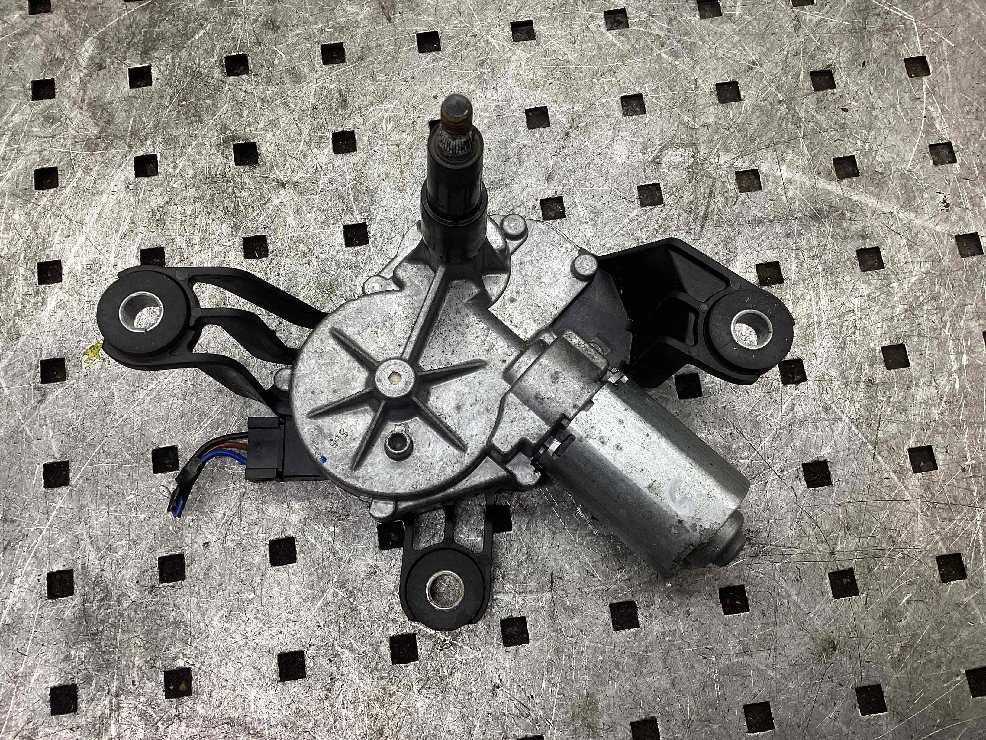 Моторчик заднего стеклоочистителя (дворника) Opel Astra H 2004-2007 2007    Универсал