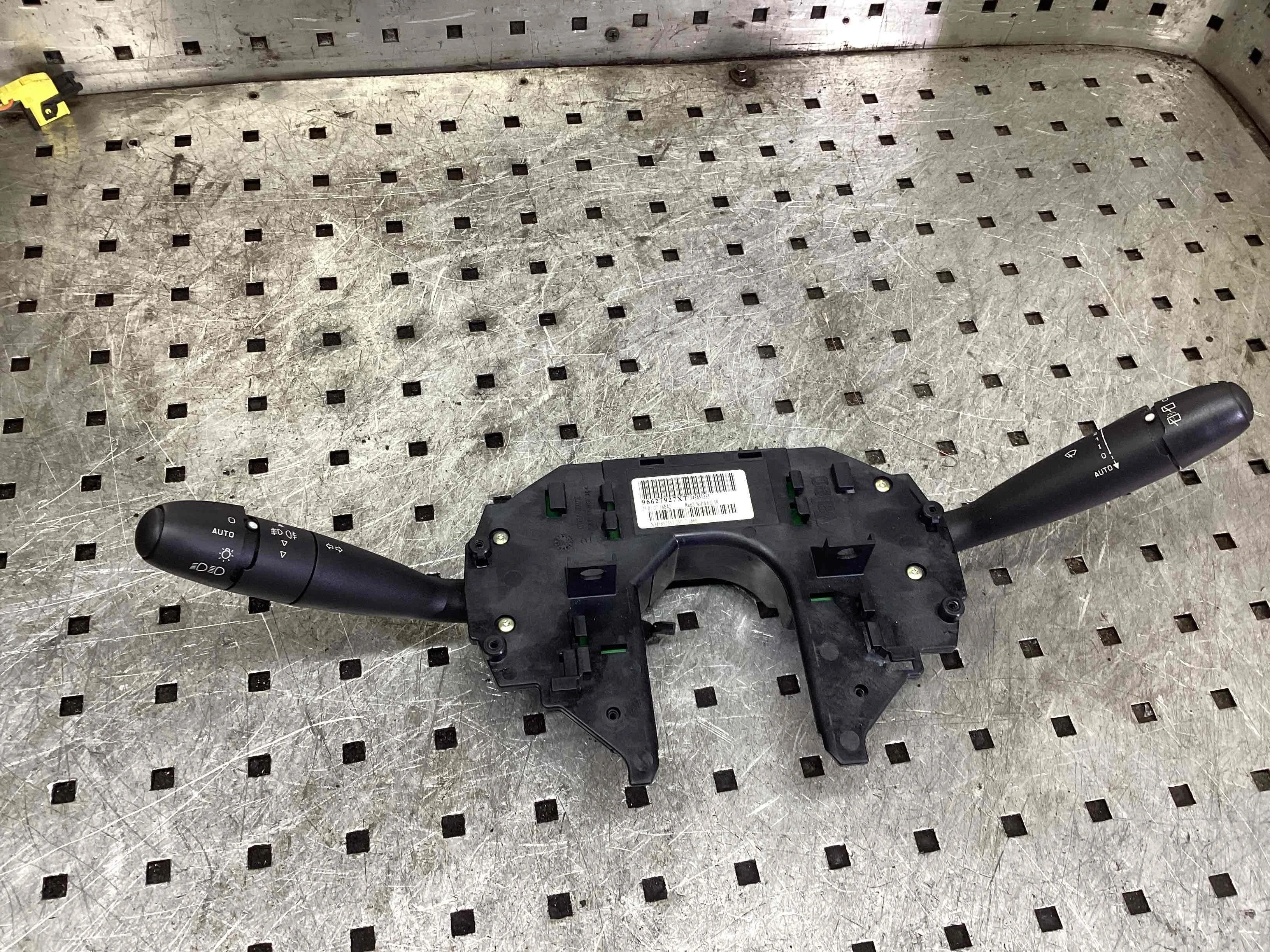 Переключатель подрулевой (стрекоза) Citroen C4 Picasso (UD) 2006-2013 2007