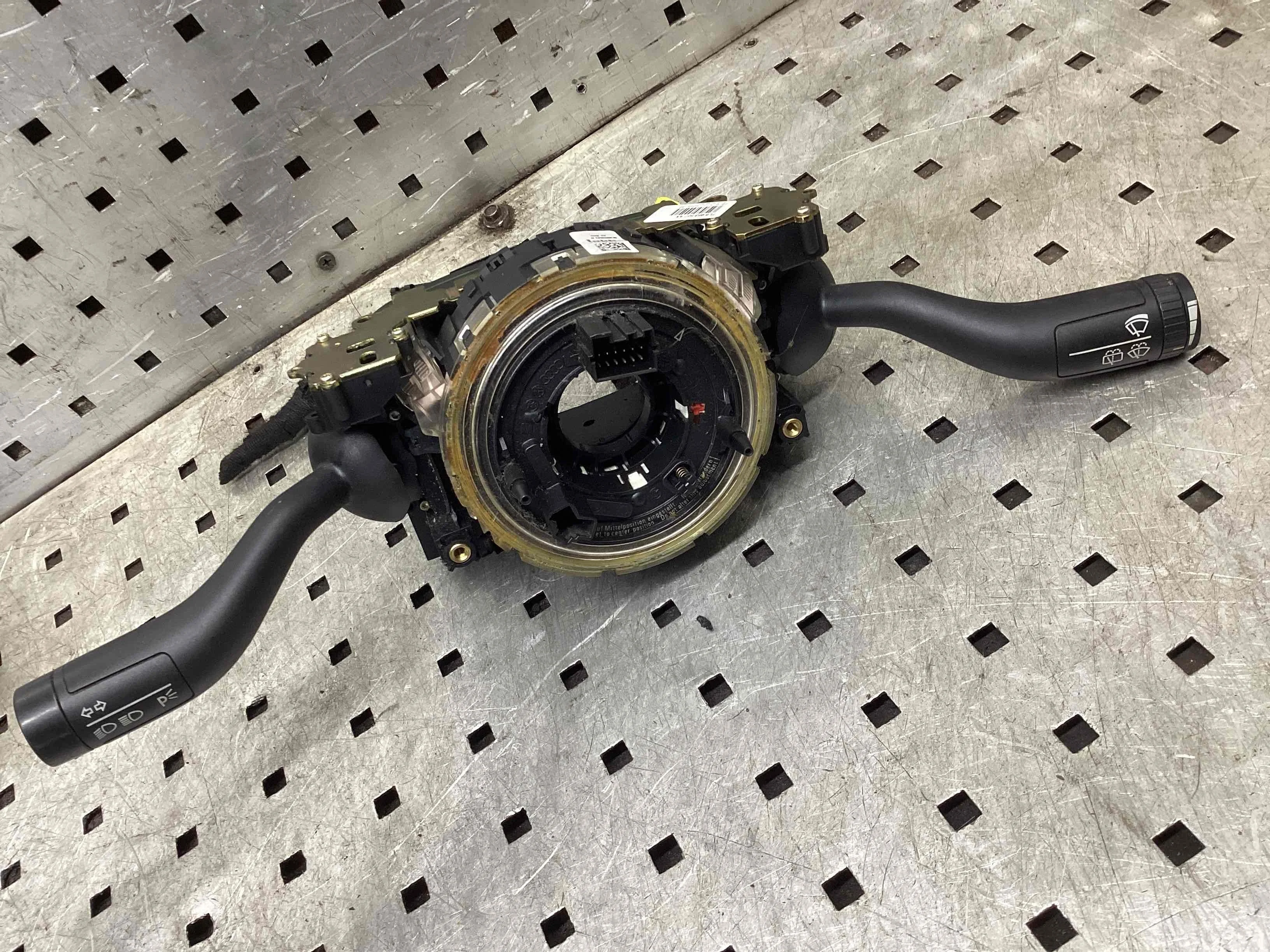 Переключатель подрулевой (стрекоза) Volkswagen Touareg I (7L) 2002-2006 2005