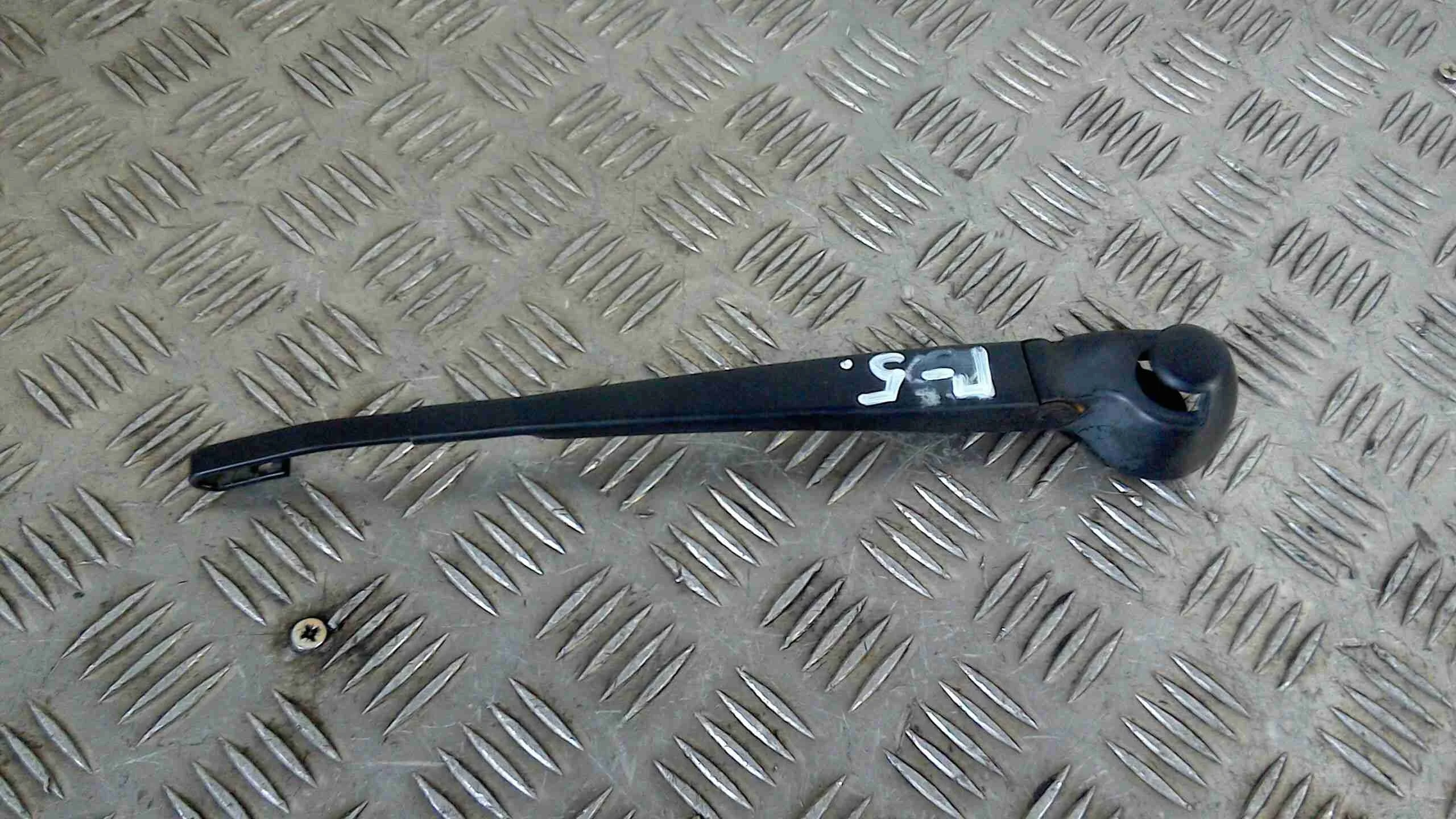 Щеткодержатель (поводок стеклоочистителя, дворник) Volkswagen Golf V (1K) 2004-2009 2004    Хэтчбек