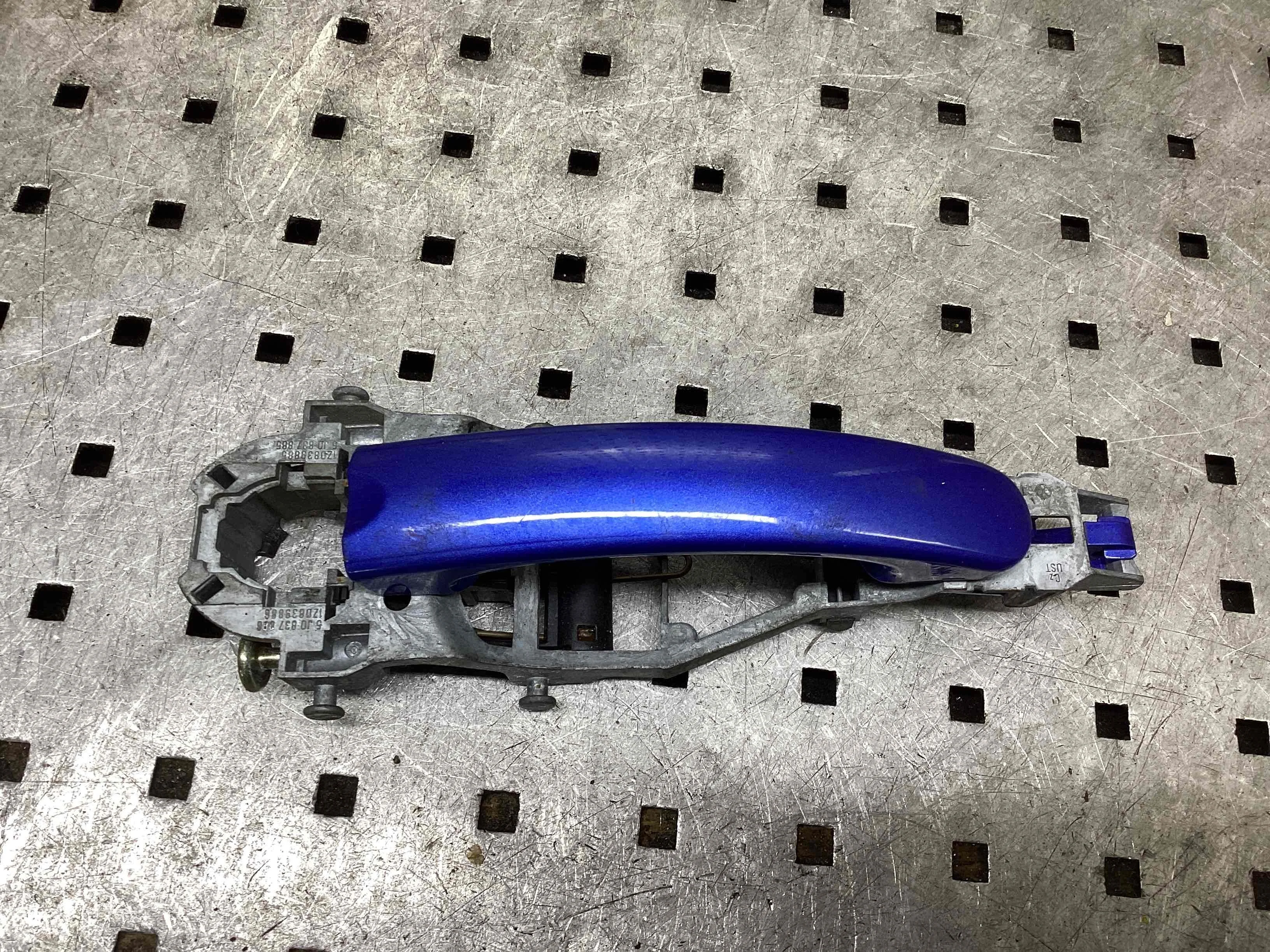 Ручка наружная передняя левая Volkswagen Golf V (1K) 2004-2009 2006
