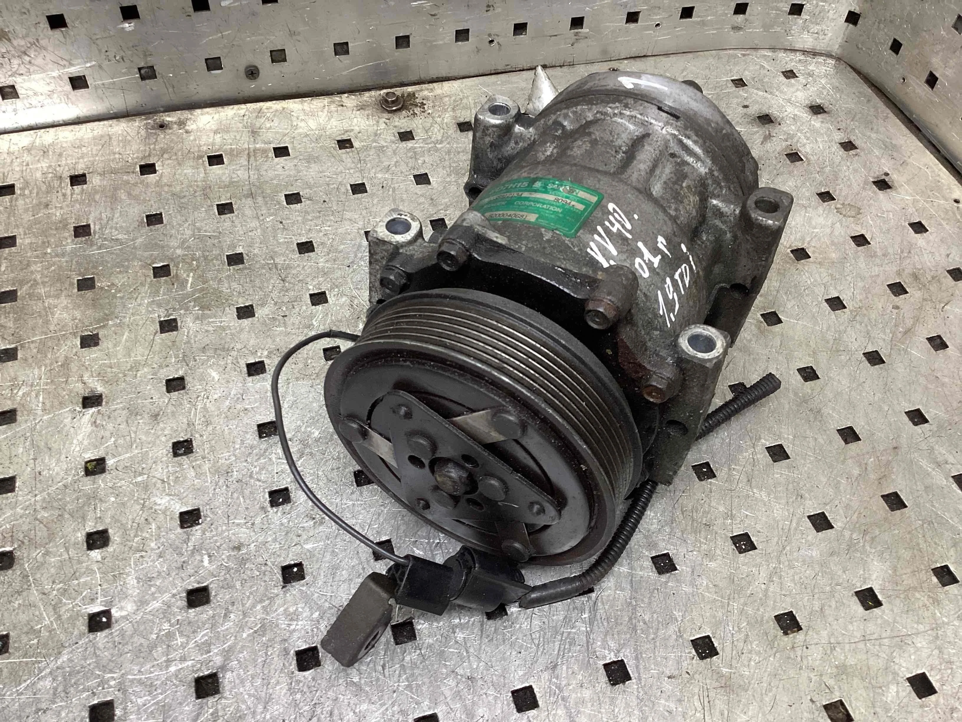 Компрессор кондиционера Volvo V40 I (VW) 1995-2000 2001 1,9 Дизель