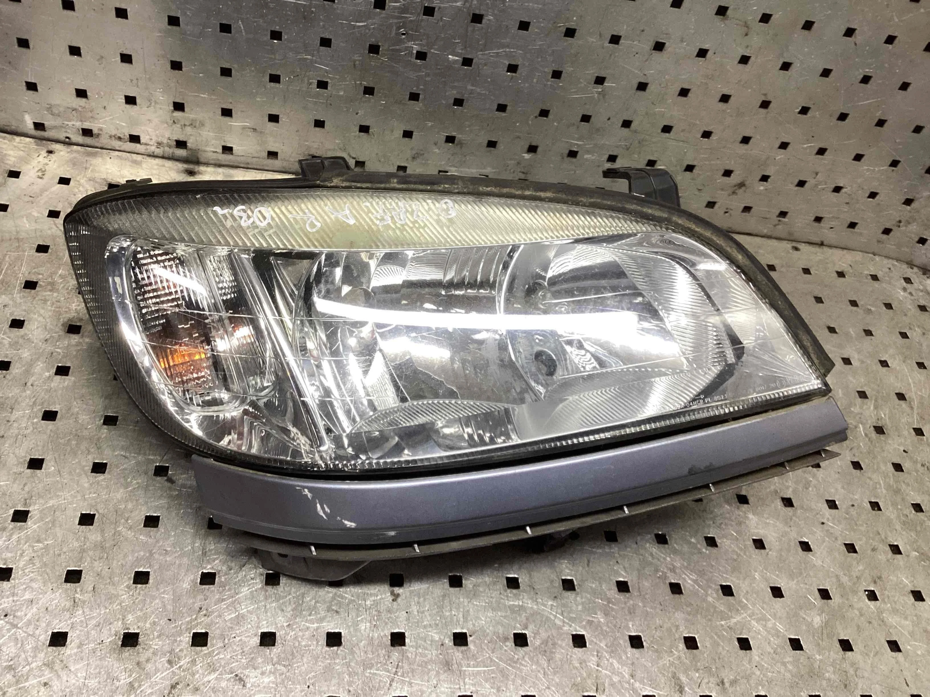 Фара правая Opel Zafira A 1999-2003 2003 1,6 Бензин МКПП Минивэн