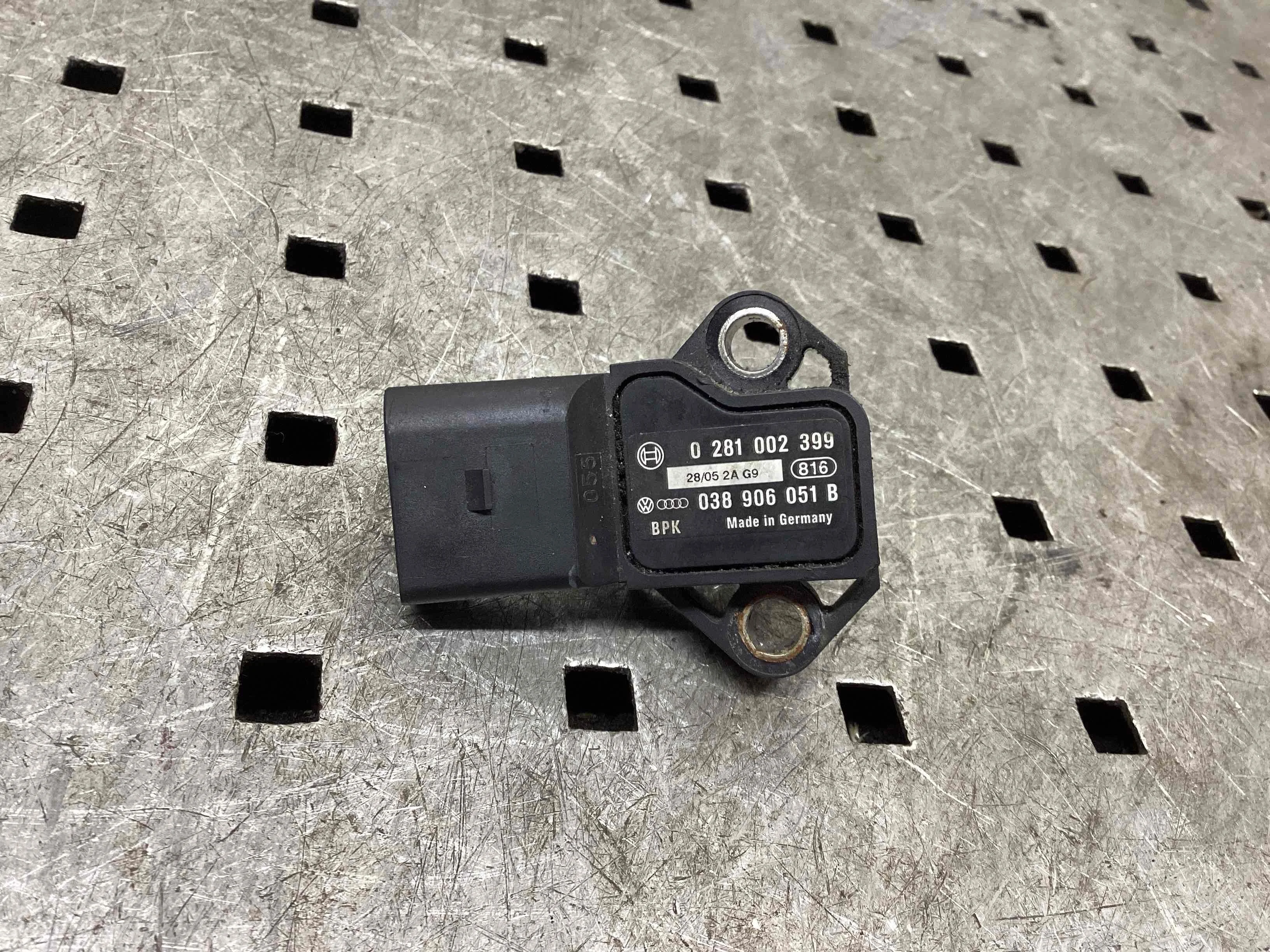 Датчик абсолютного давления Volkswagen Touran I (1T) 2003-2006 2004 1,9 Дизель МКПП 5ст. Минивэн