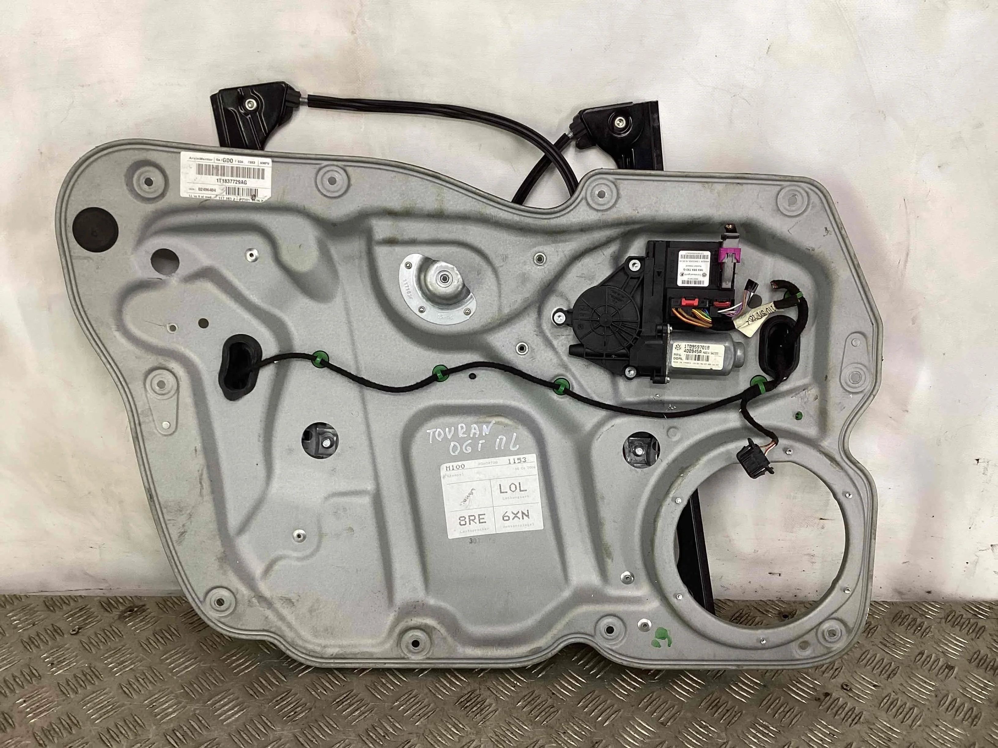 Стеклоподъемник передний левый Volkswagen Touran I (1T) 2003-2006 2006