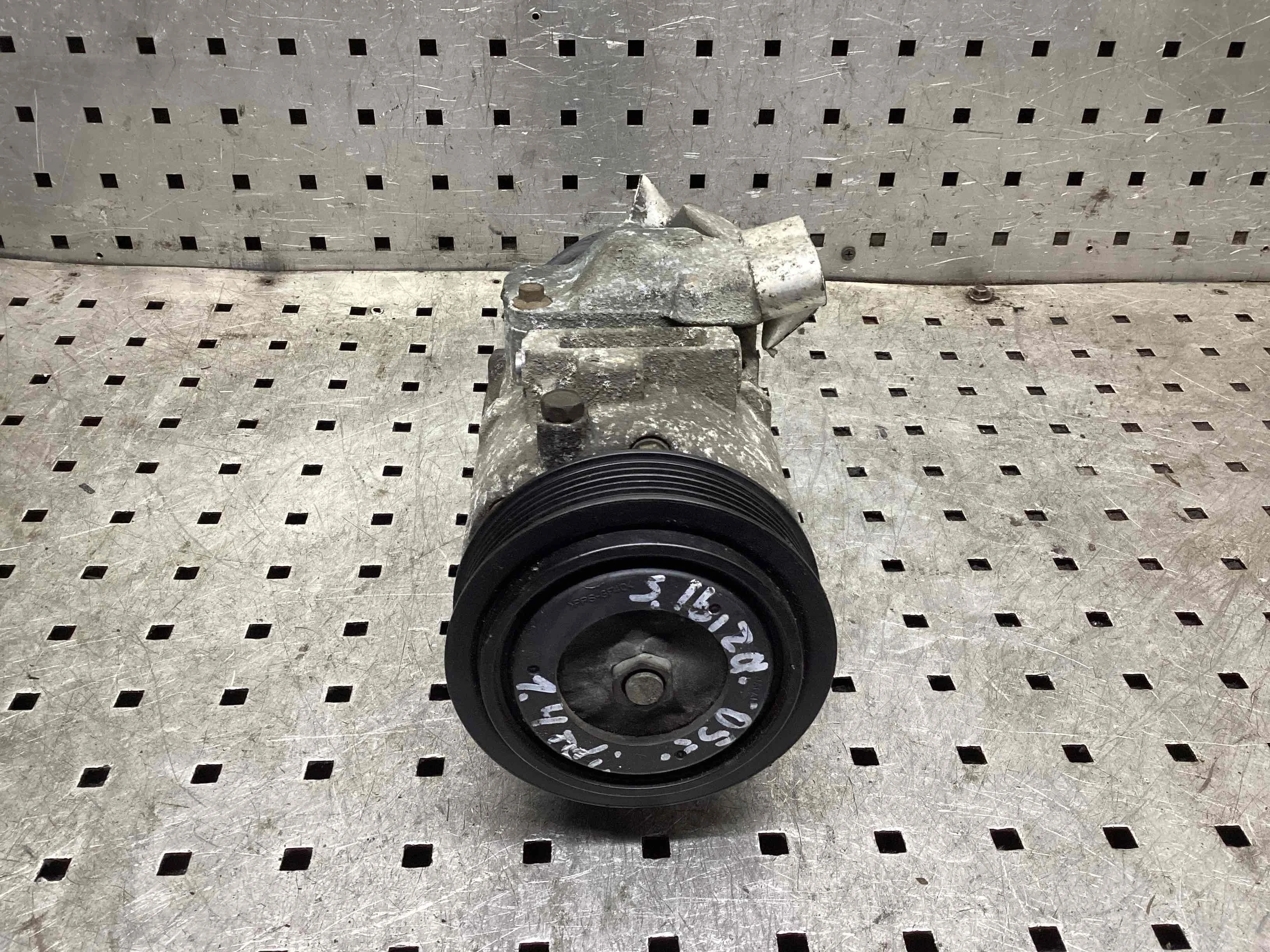 Компрессор кондиционера Seat Ibiza III (6L) 2002-2008 2005 1,4 Дизель