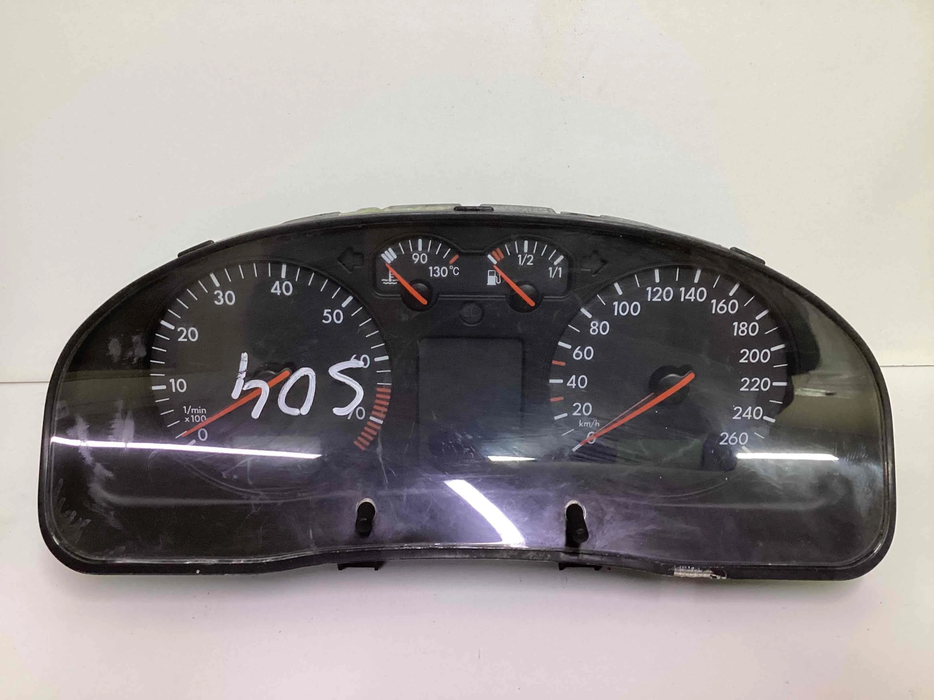 Щиток приборов (приборная панель) Volkswagen Passat B5 (3B) 1996-2000 1998 1,6 Бензин МКПП 5ст. Универсал