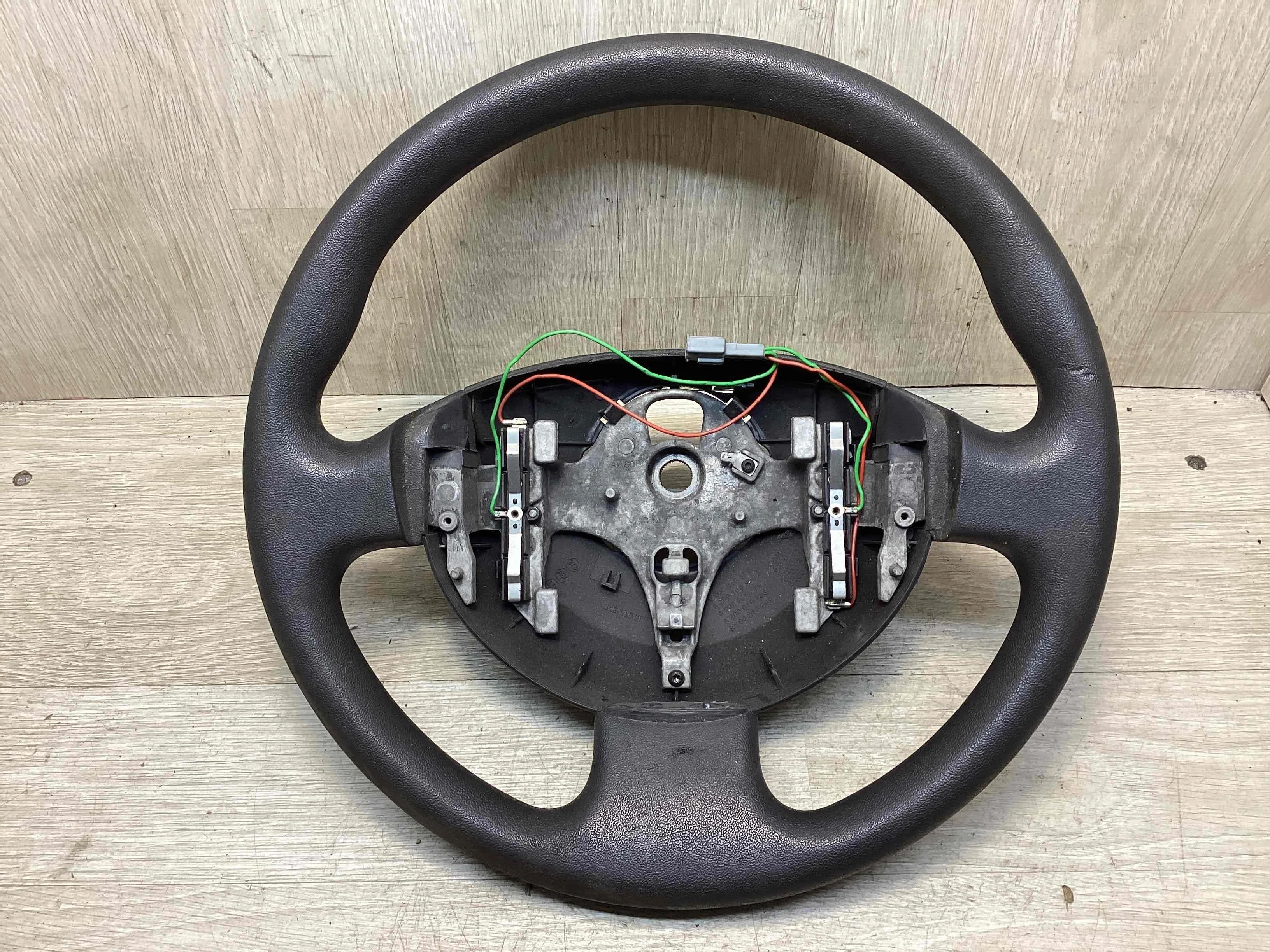 Руль Renault Megane Megane II 2002-2006 2005