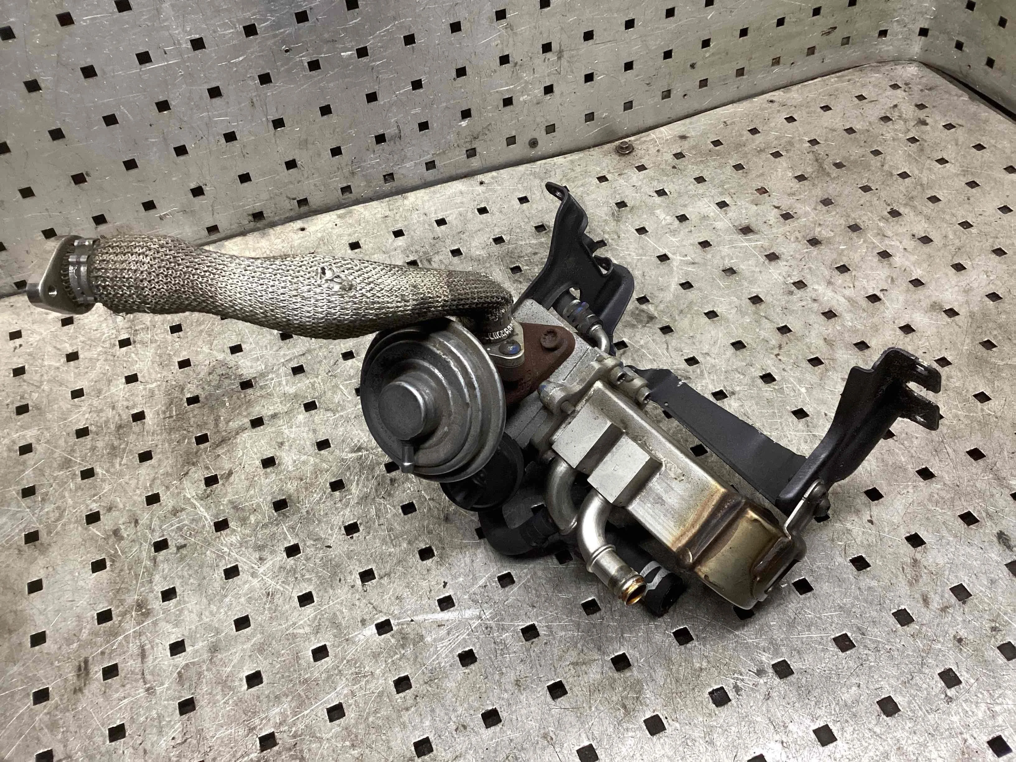 Клапан EGR Audi A6 C6 (4F) 2004-2008 2006 3,0 Дизель АКПП Седан