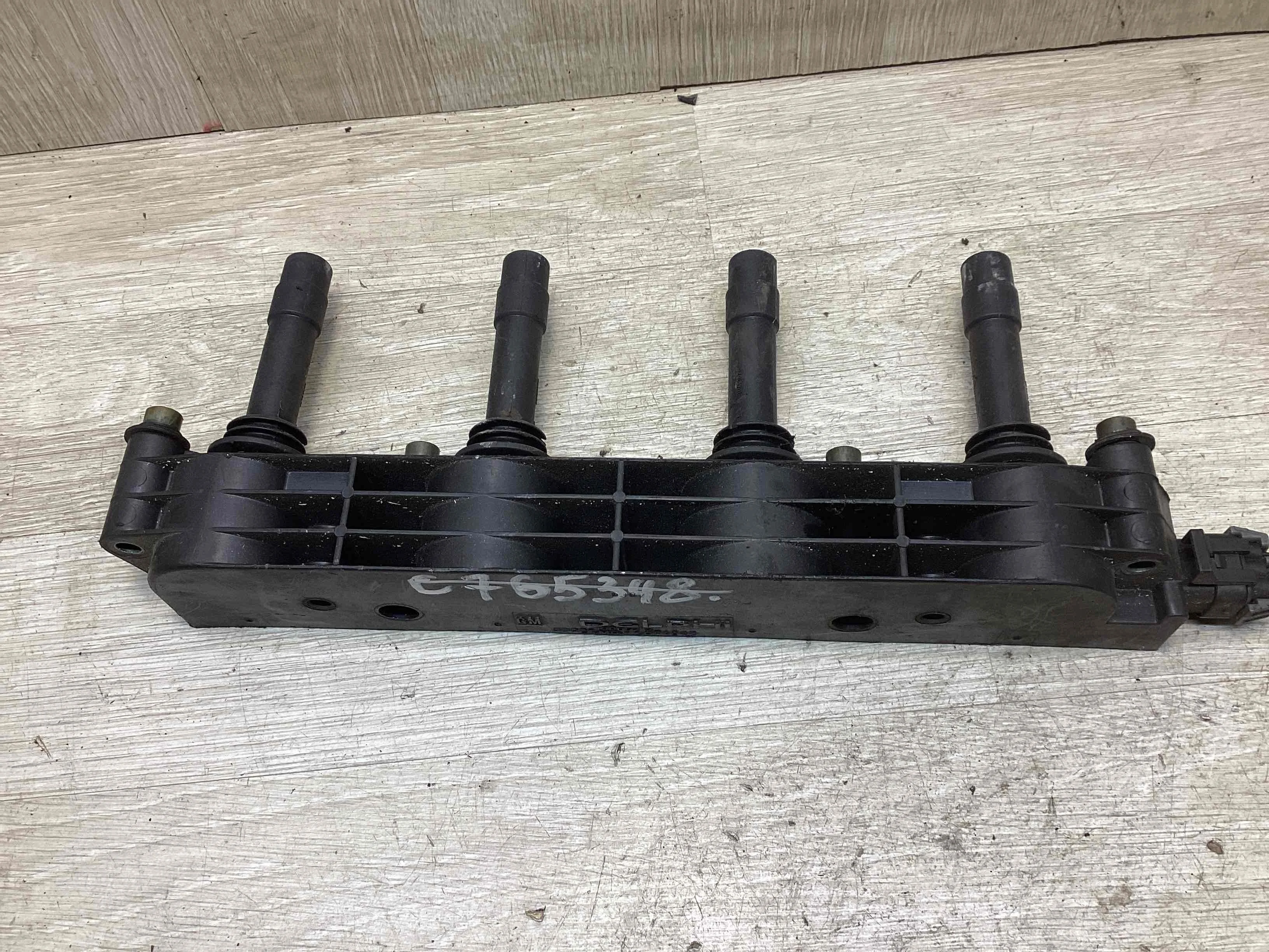 Катушка зажигания Opel Astra G 1998-2004 2000 1,6 Бензин