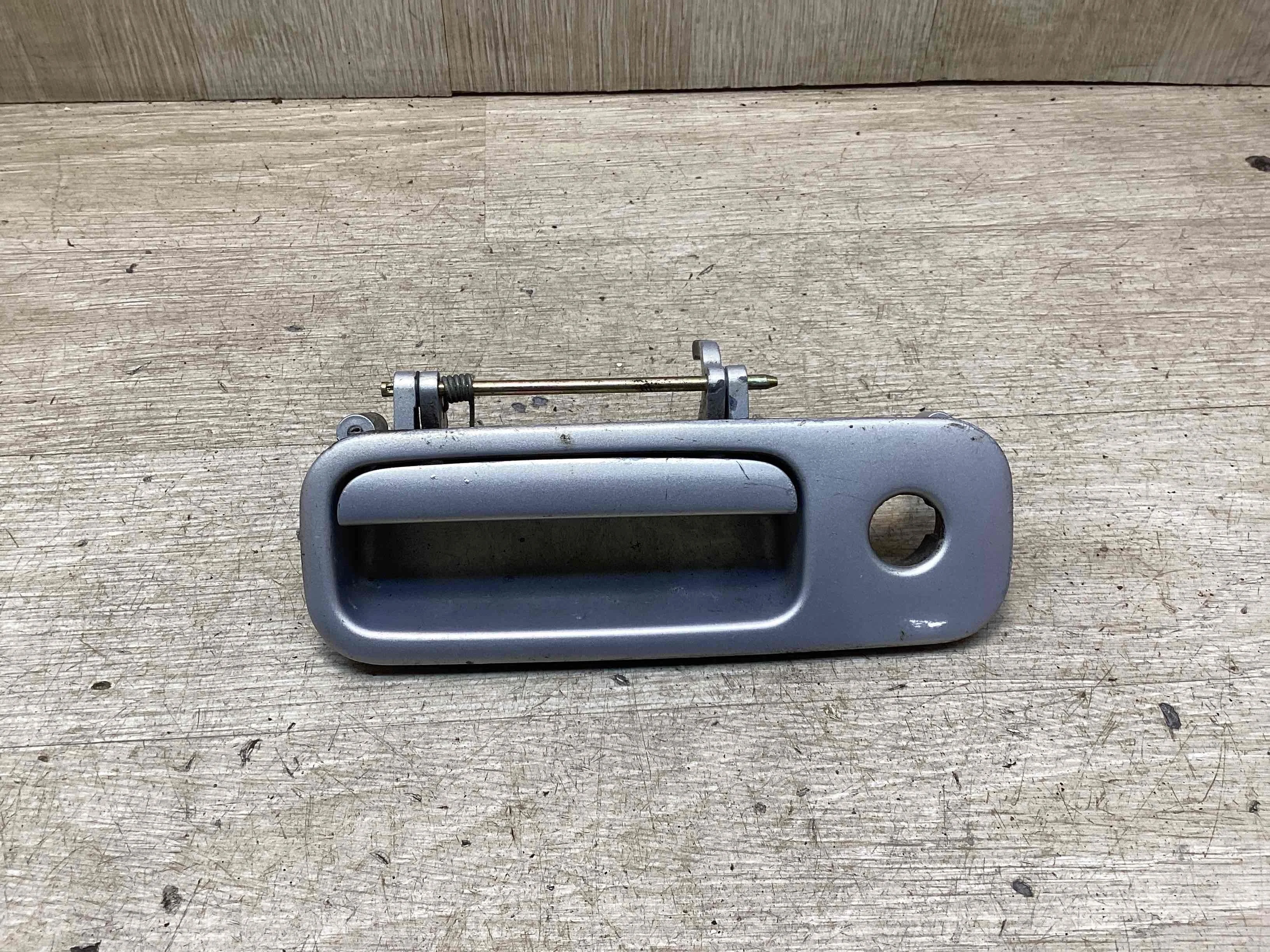 Ручка крышки багажника Volkswagen Golf IV (1J) 1997-2004 2001