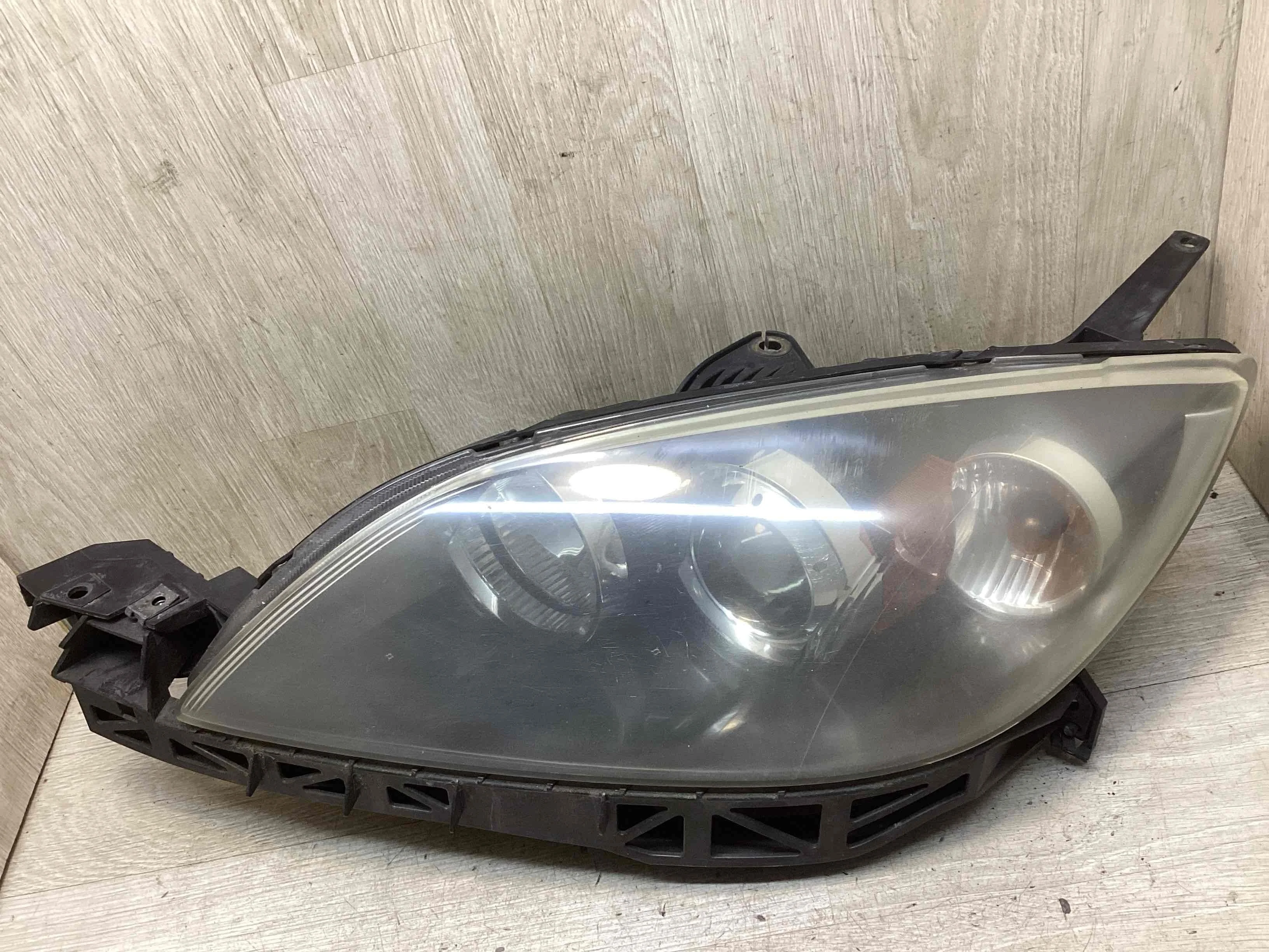 Фара левая Mazda 3 I (BK) 2003-2009 2006 1,6 Бензин МКПП 5ст. Хэтчбек 5дв.