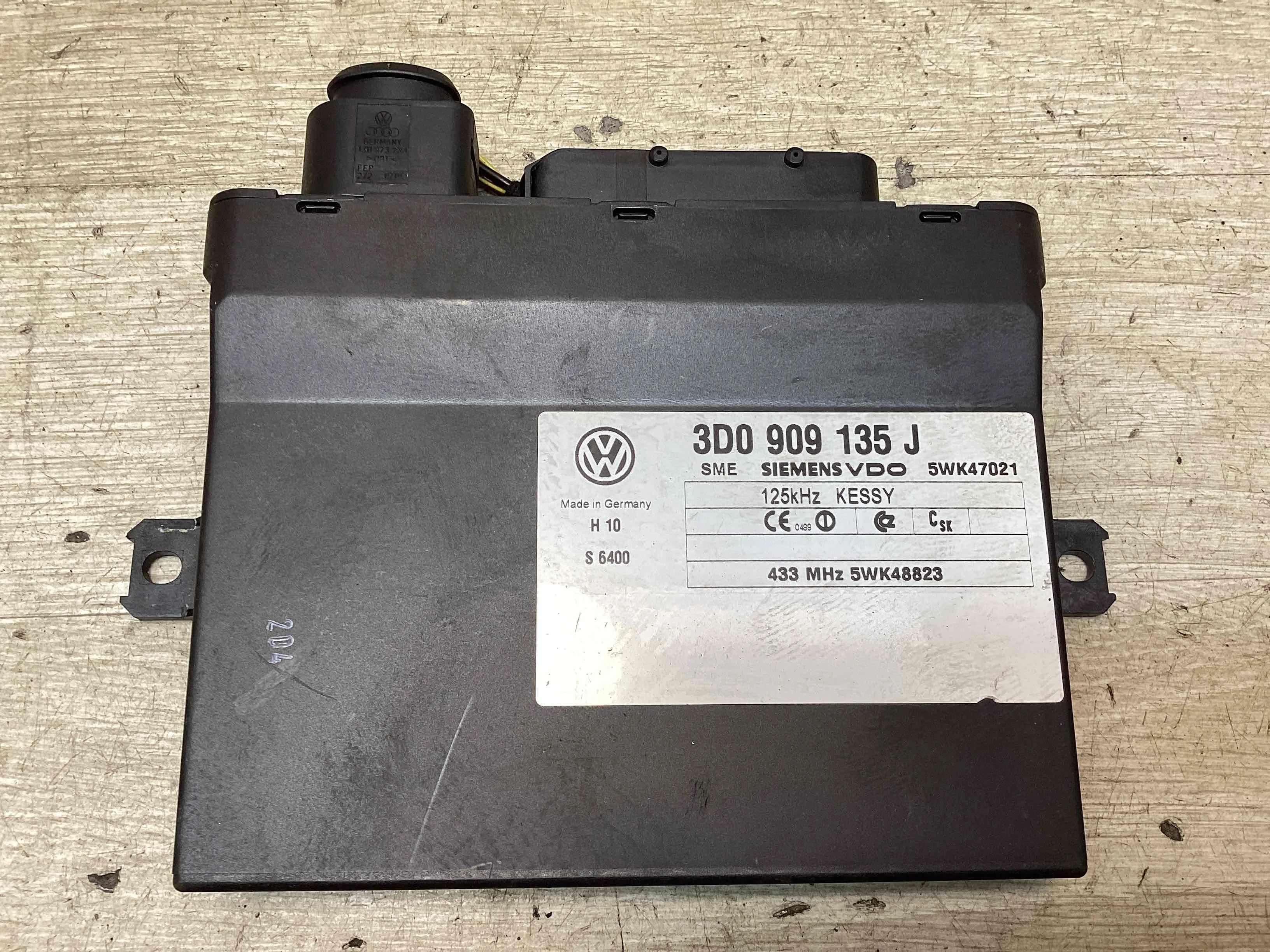 Блок управления центральным замком Volkswagen Touareg I (7L) 2002-2006 2004 2,5 Дизель