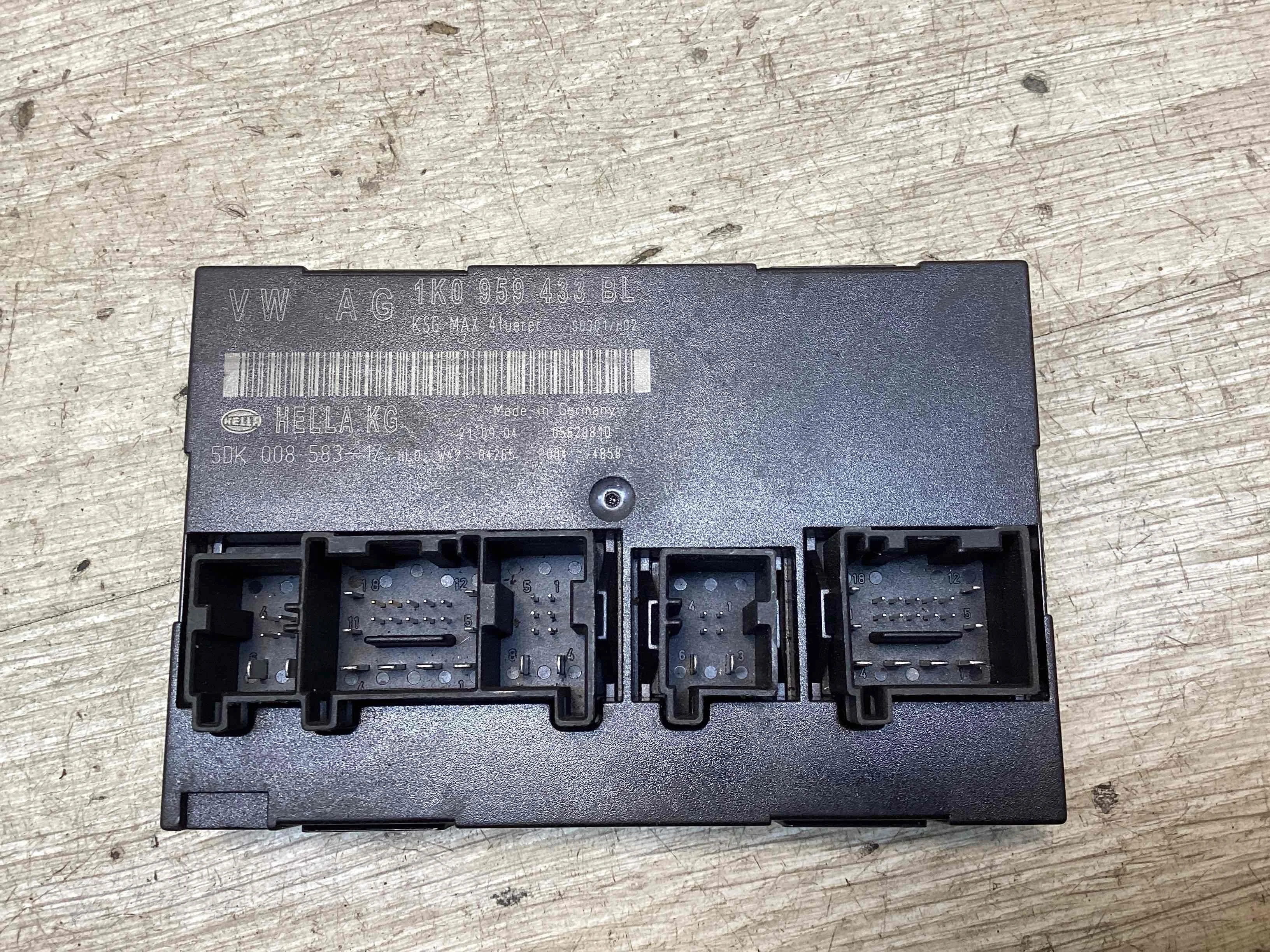 Блок комфорта Volkswagen Touran I (1T) 2003-2006 2004 1,9 Дизель