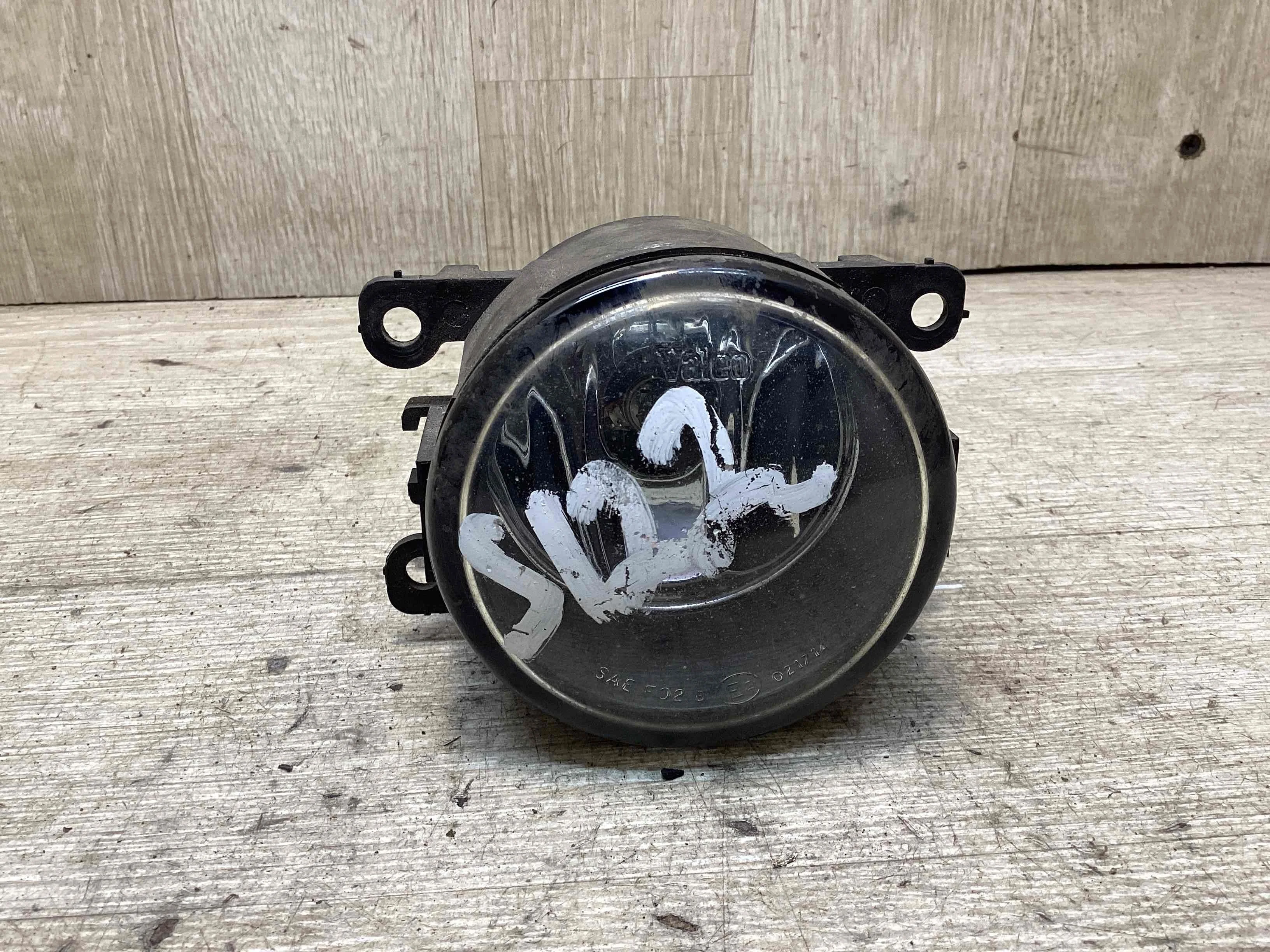 Фара противотуманная левая Renault Megane II 2002-2006 2003 2,0 Бензин МКПП 6ст. Кабриолет