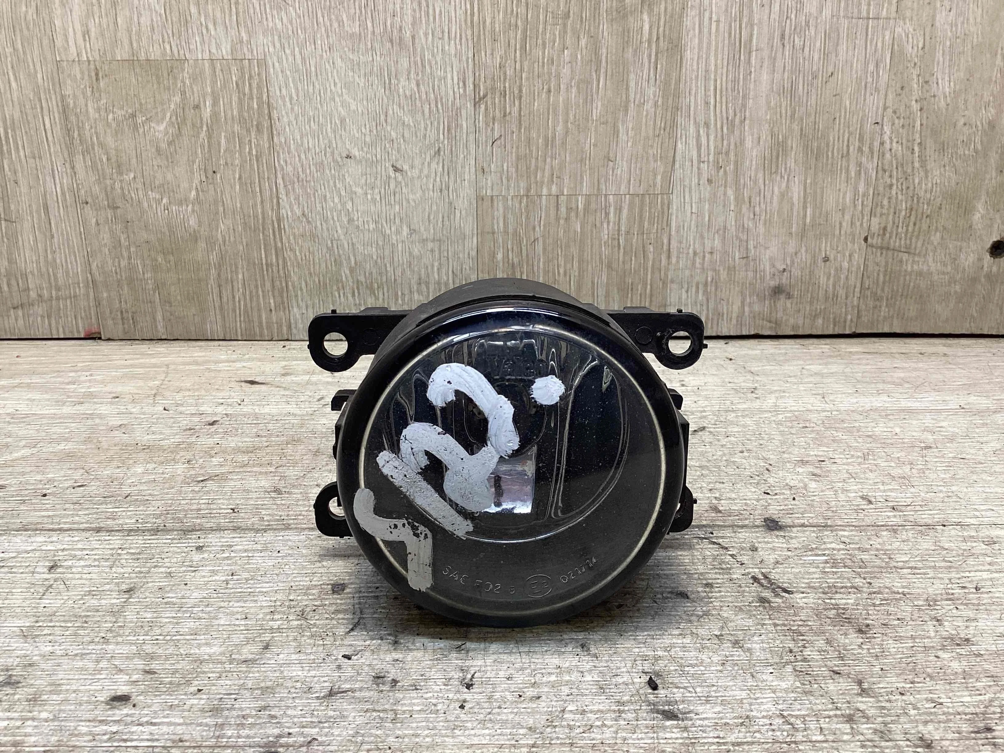 Фара противотуманная правая Renault Megane II 2002-2006 2003 2,0 Бензин МКПП 6ст. Кабриолет