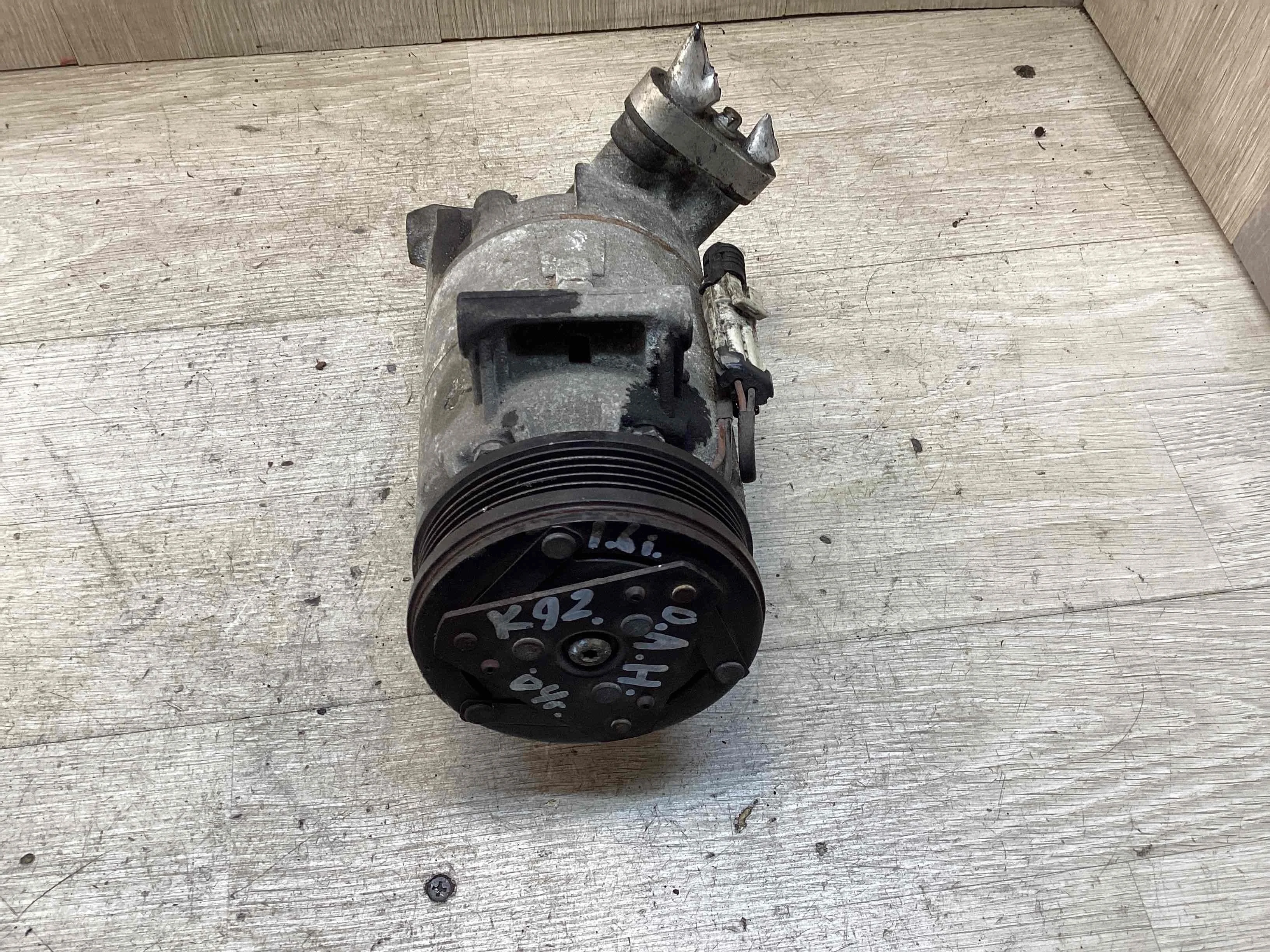 Компрессор кондиционера Opel Astra H 2004-2007 2004 1,6 Бензин МКПП 5ст. Хэтчбек 5дв.