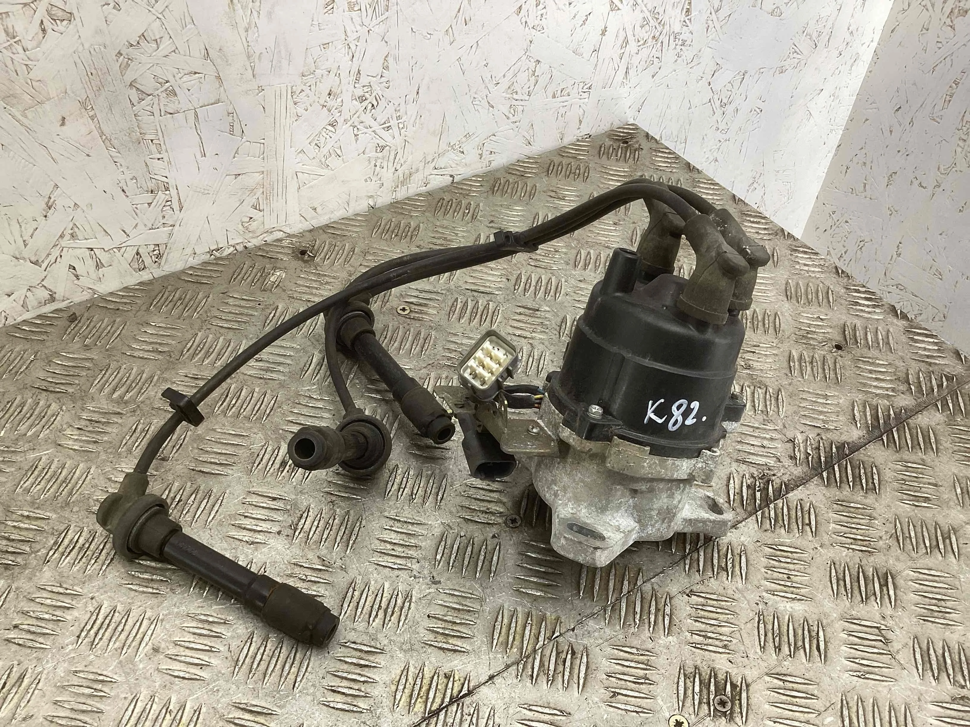 Распределитель зажигания (трамблёр) Honda Civic VI 1995-2000 1999 1,4 Бензин МКПП 5ст. Универсал