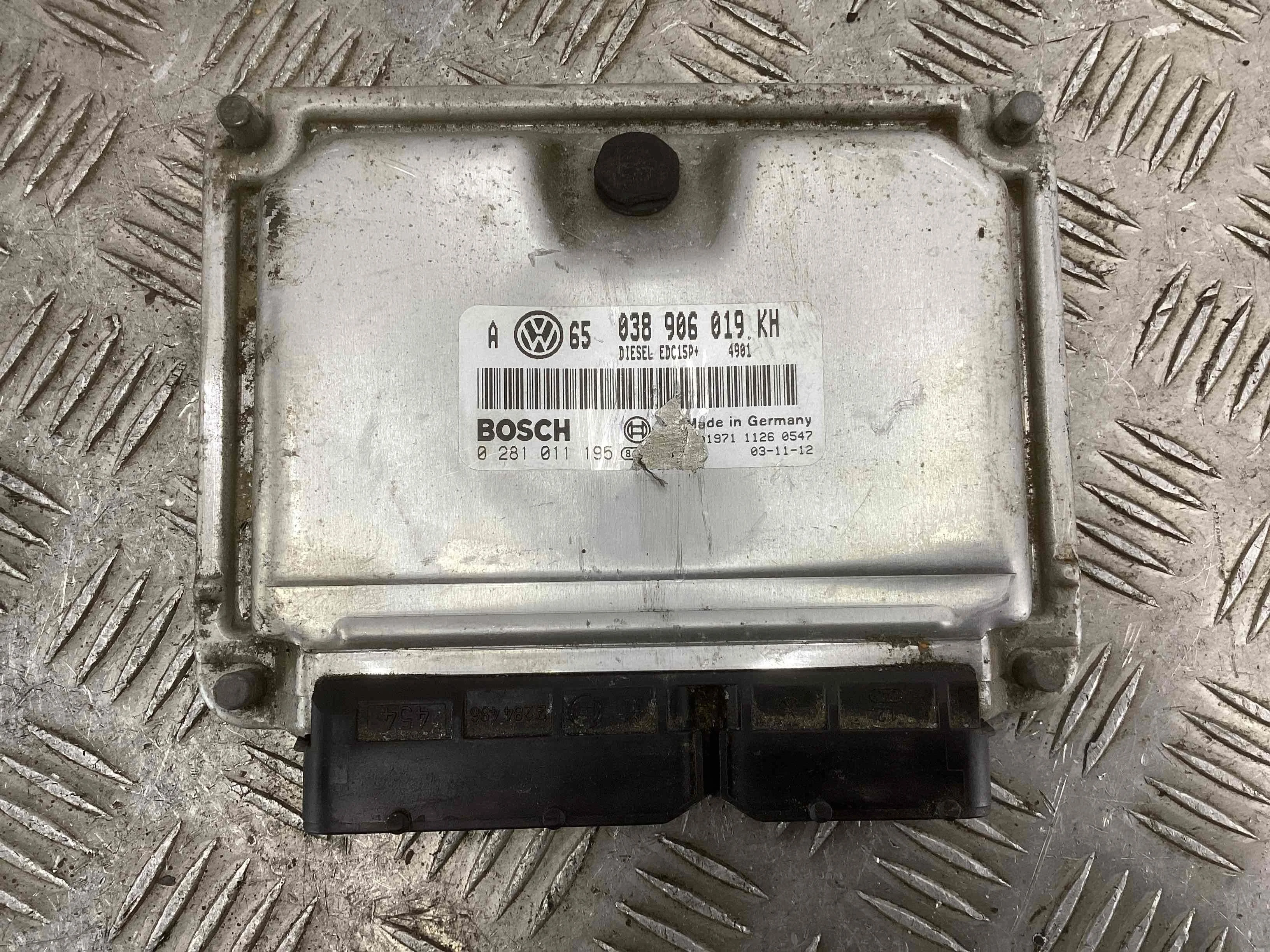 Блок управления двигателем Volkswagen Golf IV (1J) 1997-2004 2003 1,9 Дизель АКПП Универсал