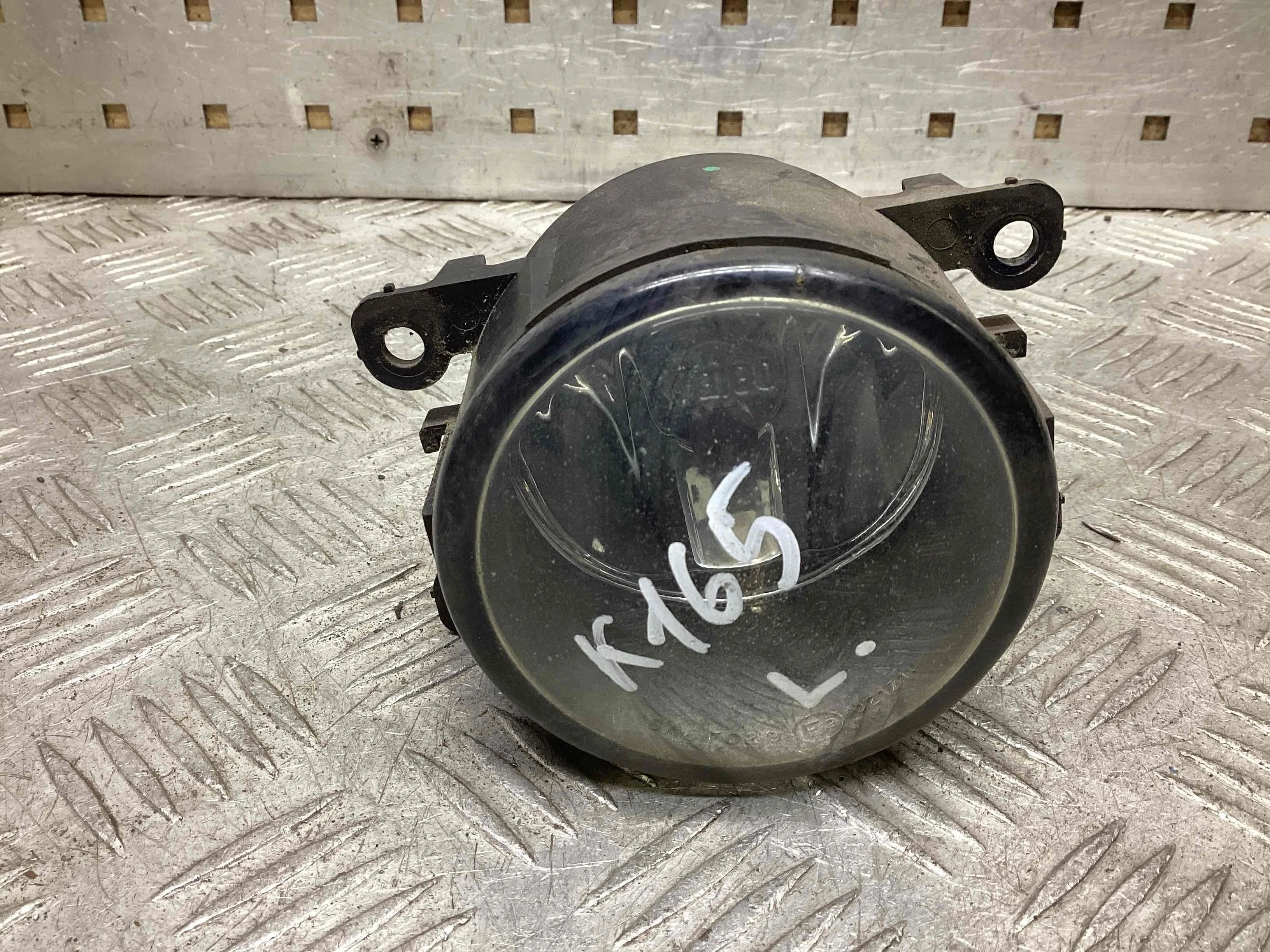 Фара противотуманная левая Renault Megane II 2002-2006 2005 1,9 Дизель МКПП 5ст. Хэтчбек 5дв.