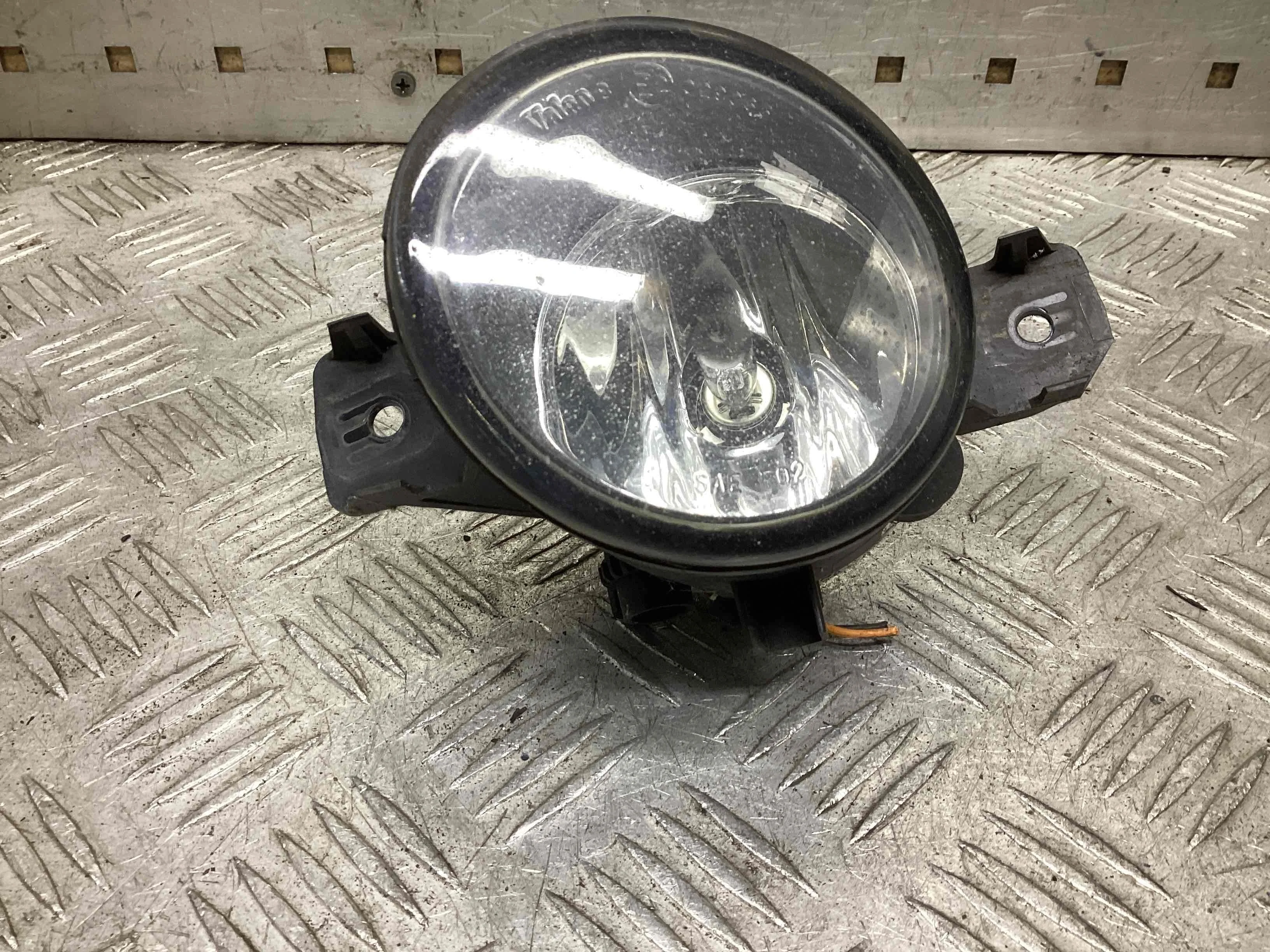 Фара противотуманная левая Renault Espace IV 2002-2006 2005 2,2 Дизель МКПП 6ст. Минивэн