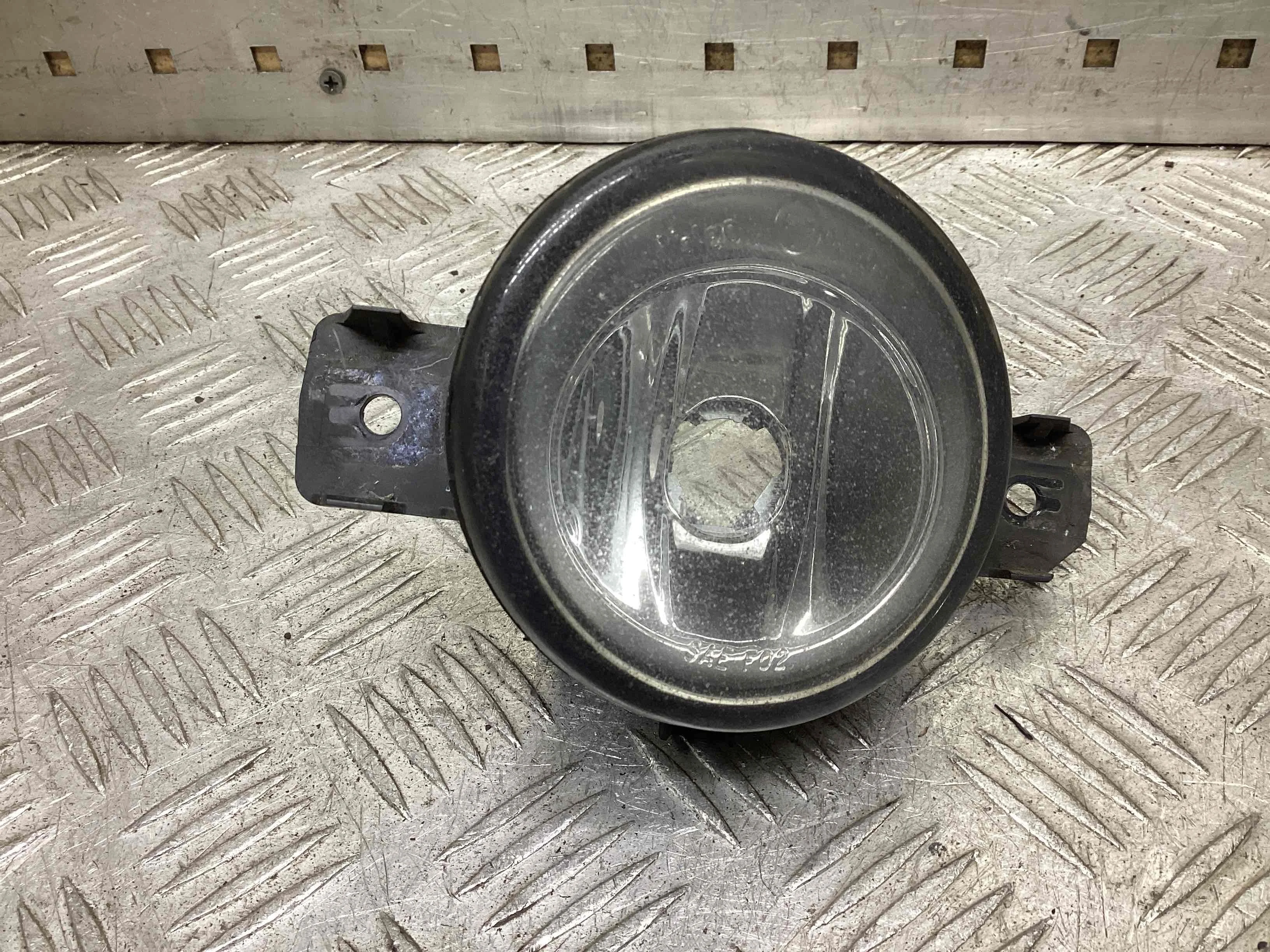 Фара противотуманная левая Renault Espace IV 2002-2006 2004 2,2 Дизель МКПП 6ст. Минивэн