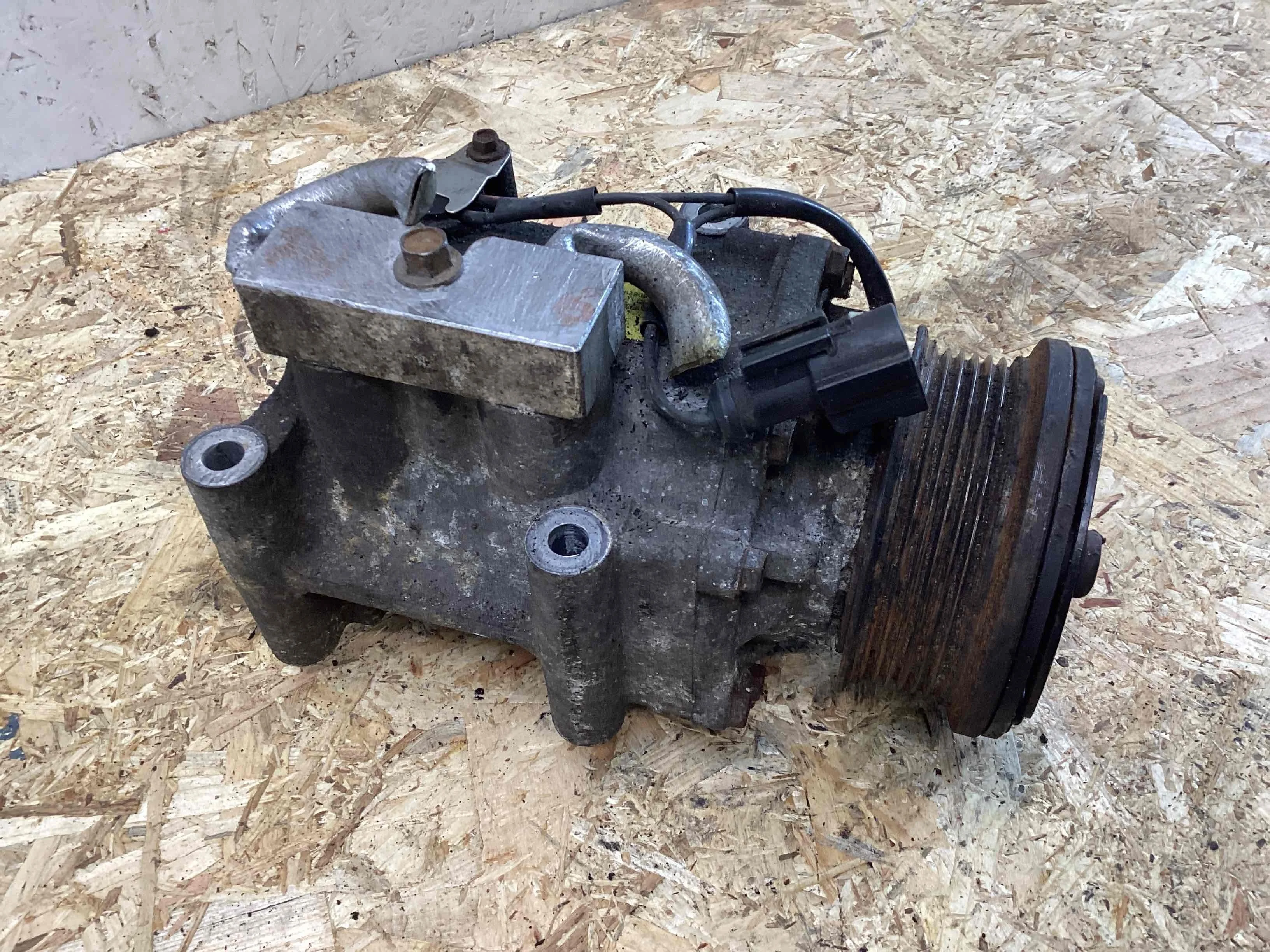 Компрессор кондиционера Ford Focus I 1998-2001 1998 1,8 Дизель