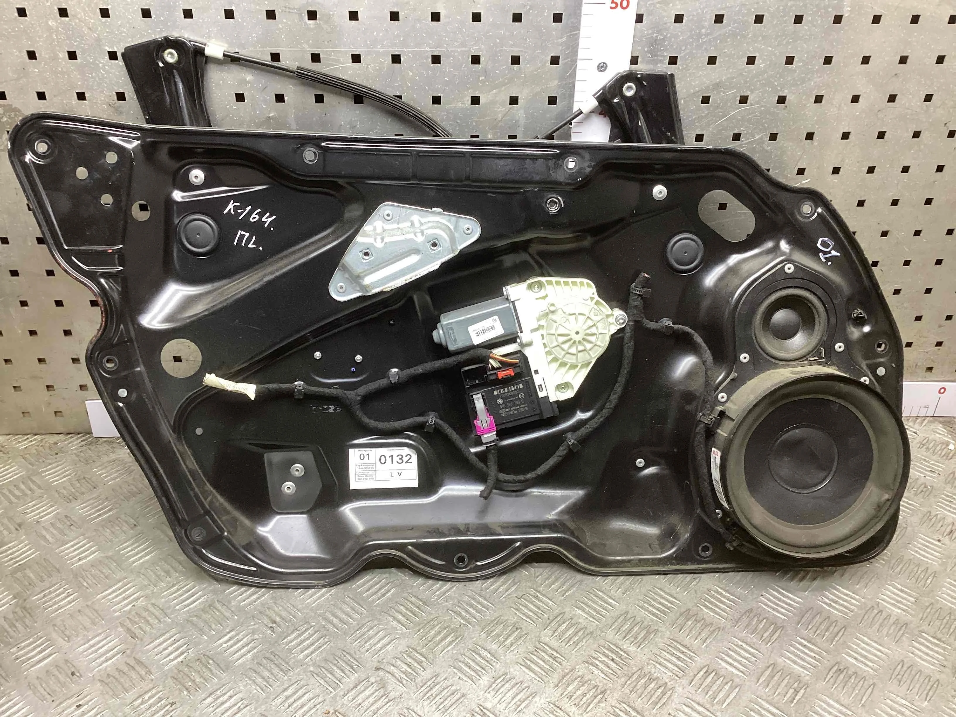 Стеклоподъемник передний левый Volkswagen Passat B6 (3C) 2005-2010 2005 2,0 Дизель АКПП Универсал