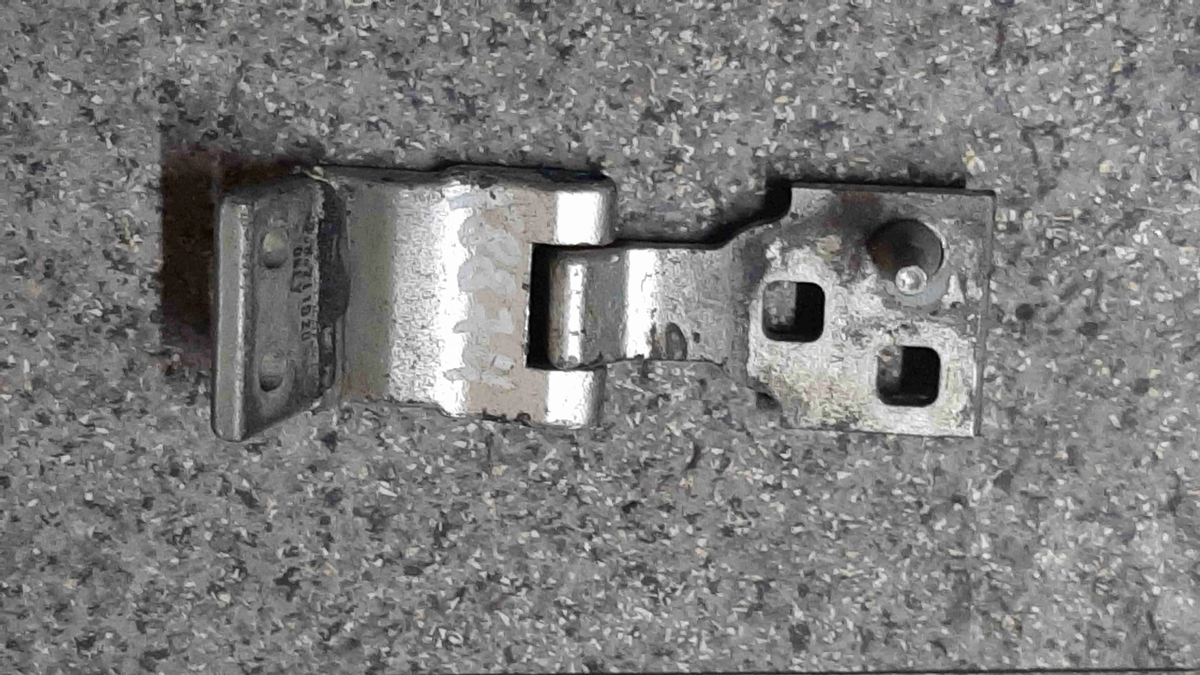 Петля двери Ford Transit Connect I 2002-2009 2009