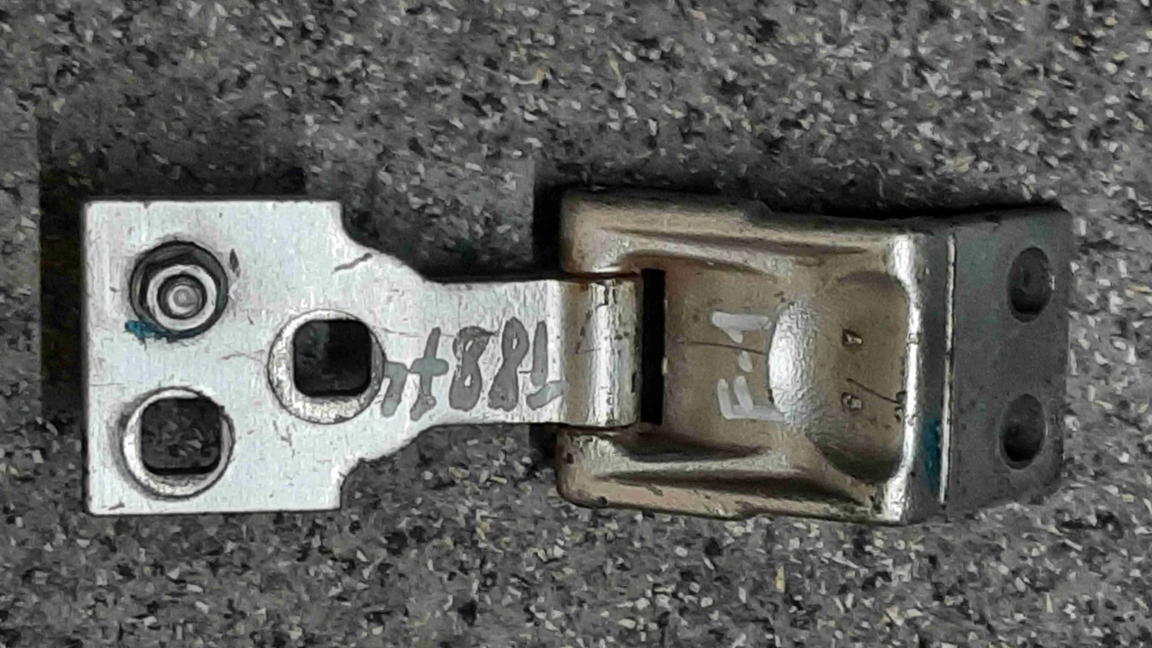 Петля двери Ford Transit Connect I 2002-2009 2009    Фургон