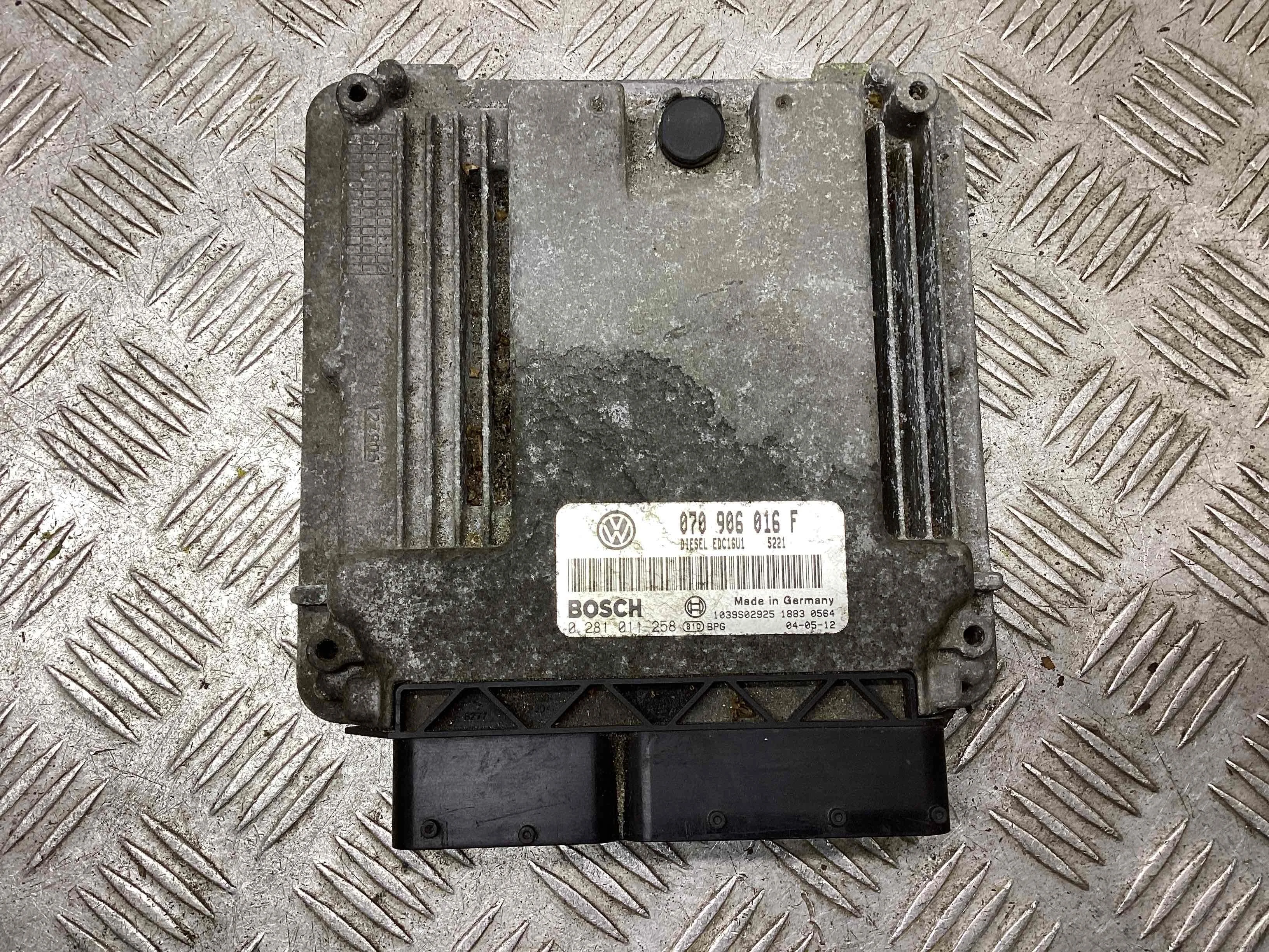 Блок управления двигателем Volkswagen Touareg I (7L) 2002-2006 2003 2,5 Дизель