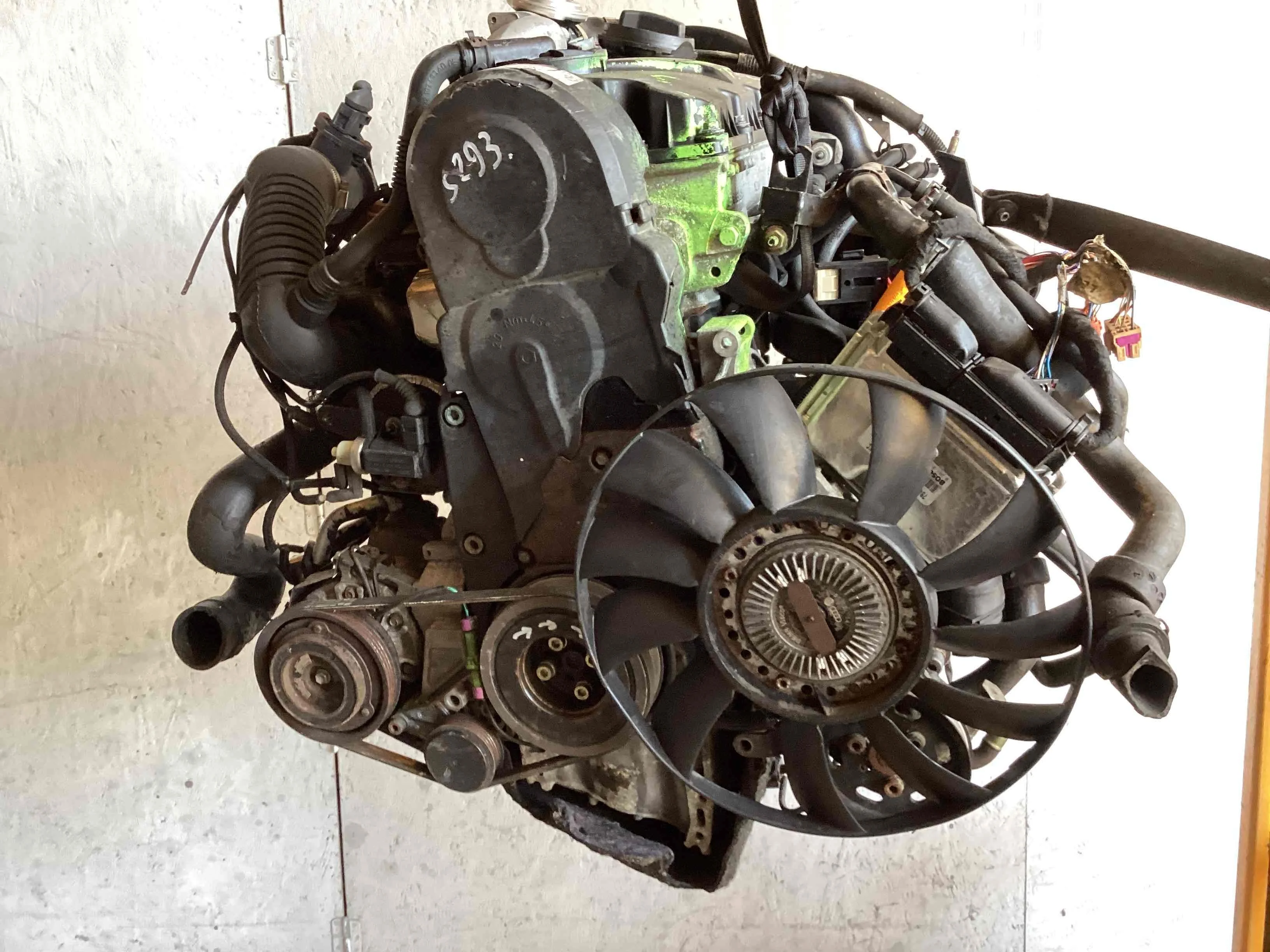 Двигатель Volkswagen Passat B5+ (3B) 2000-2005 рестайлинг 2003 1,9 Дизель МКПП 5ст. Универсал