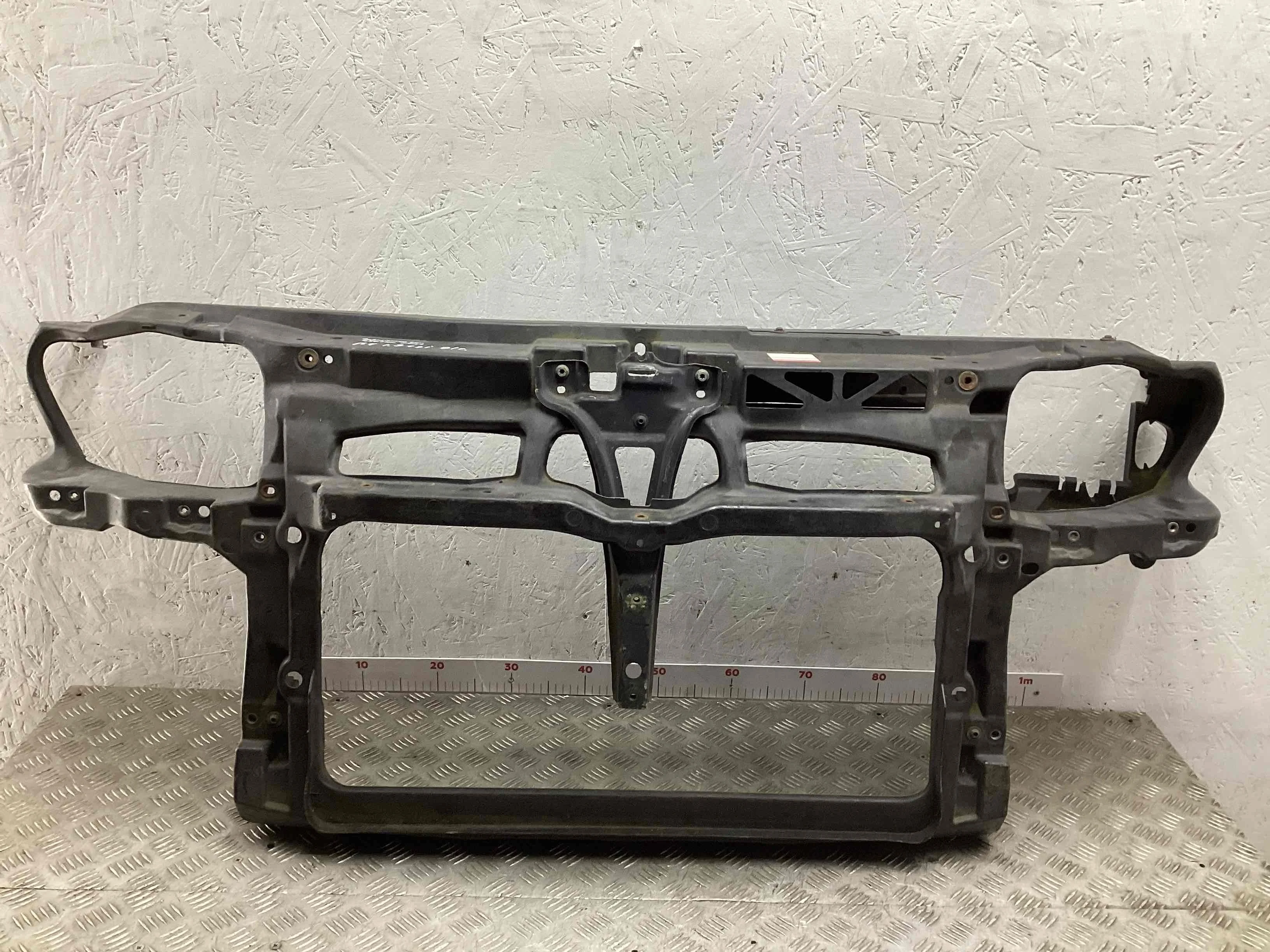 Передняя панель крепления облицовки (телевизор) Volkswagen Golf IV (1J) 1997-2004 2001 1,9 Дизель