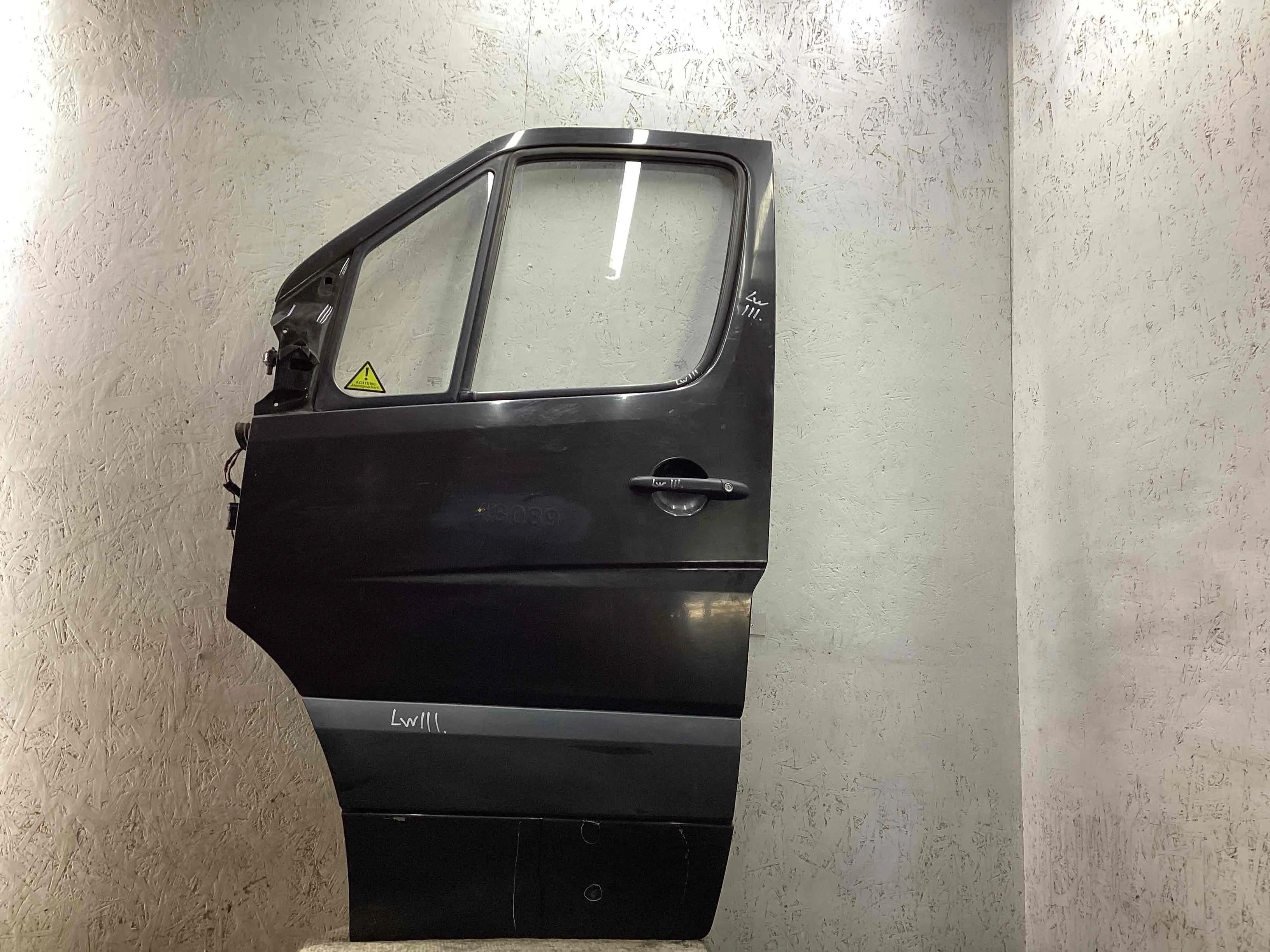Дверь передняя левая Mercedes Sprinter II (W906) 2013-2018 рестайлинг  2015 2,2 Дизель МКПП 6ст. Микроавтобус