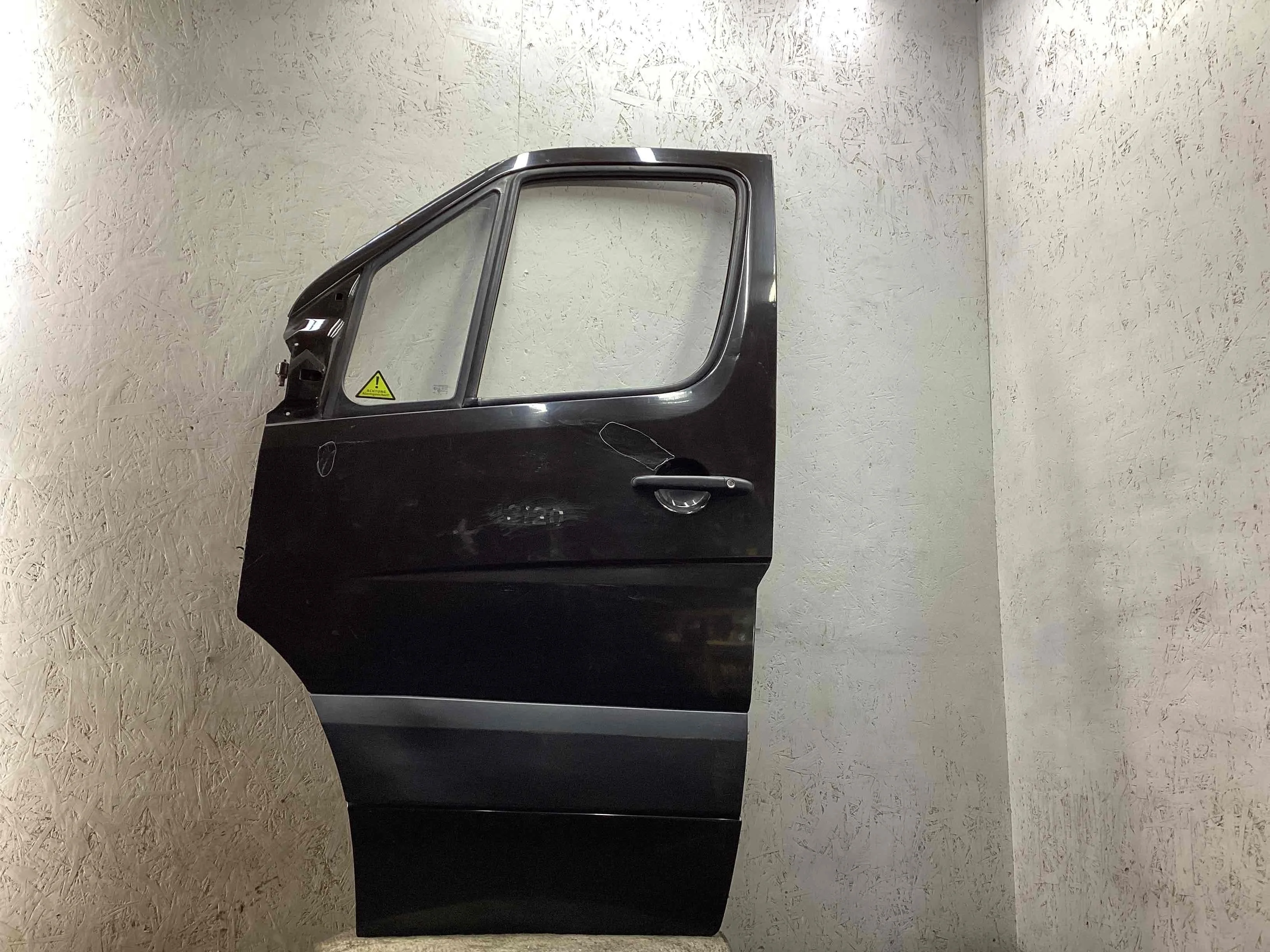 Дверь передняя левая Mercedes Sprinter II (W906) 2013-2018 рестайлинг  2015 2,1 Дизель МКПП 6ст. Микроавтобус