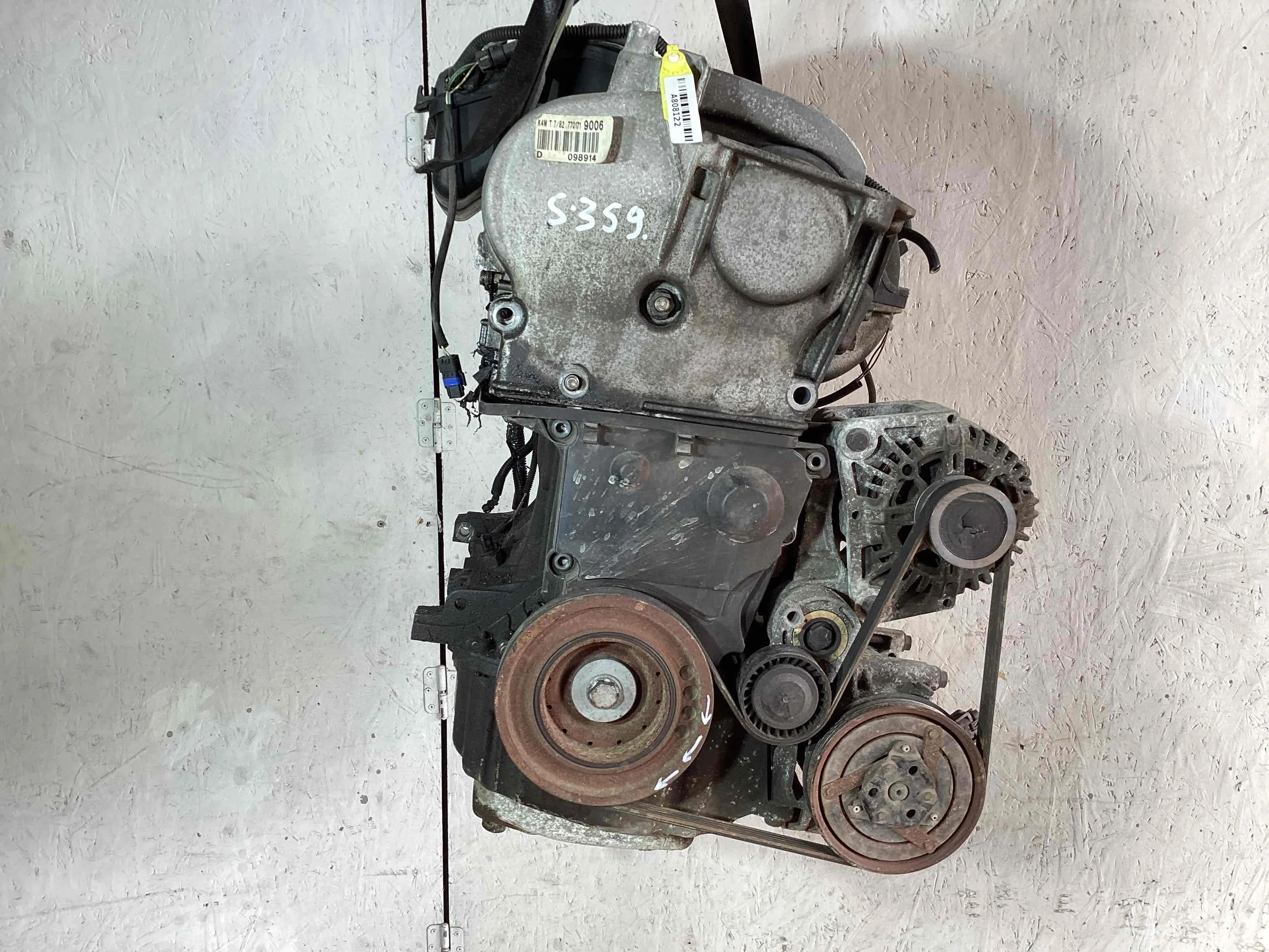 Двигатель Renault Scenic II (JM) 2003-2006 2004 1,6 Бензин МКПП 5ст. Минивэн