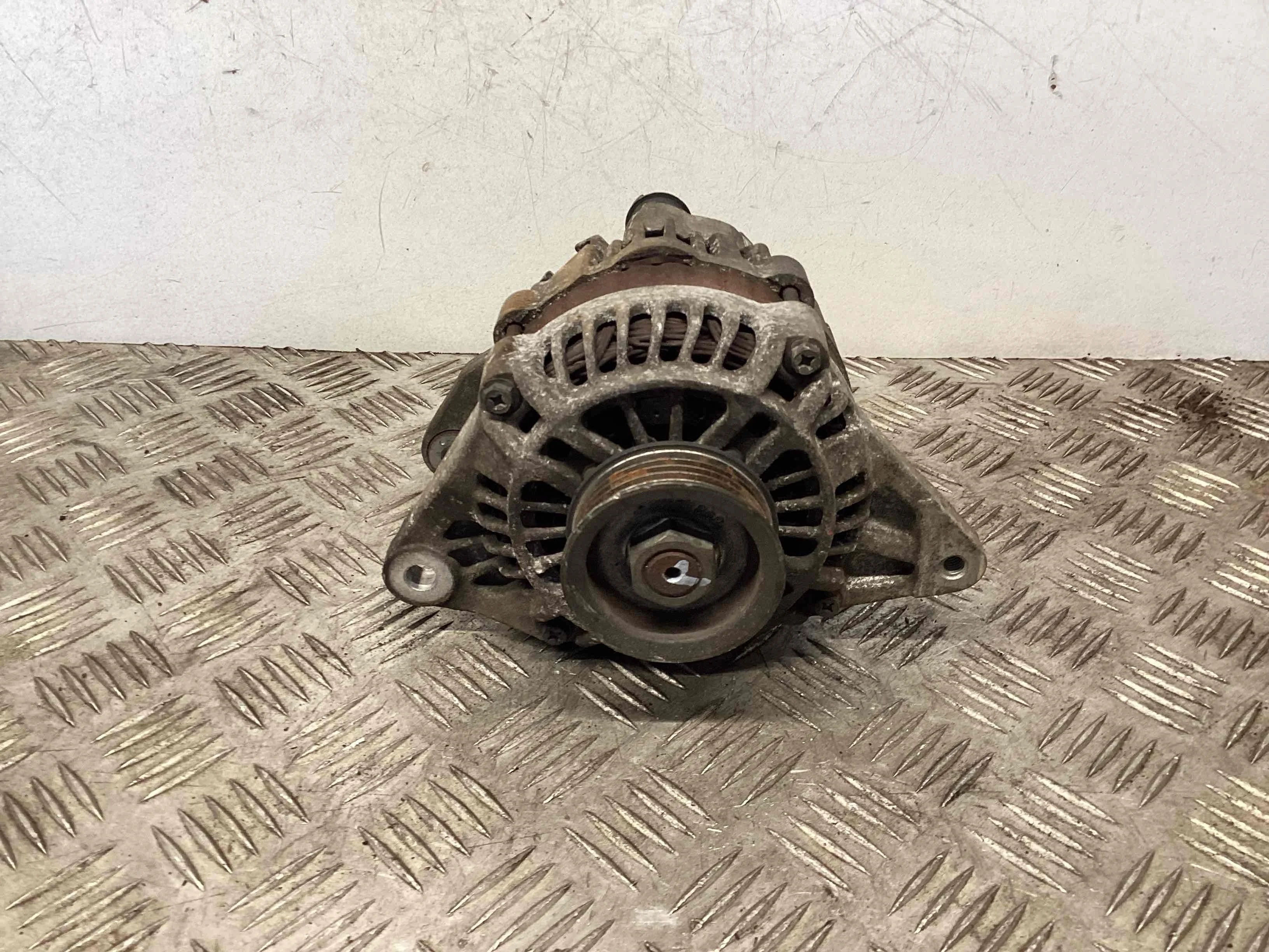 Генератор Mitsubishi Lancer IX 2003-2010 2007 1,6 Бензин МКПП 5ст. Универсал