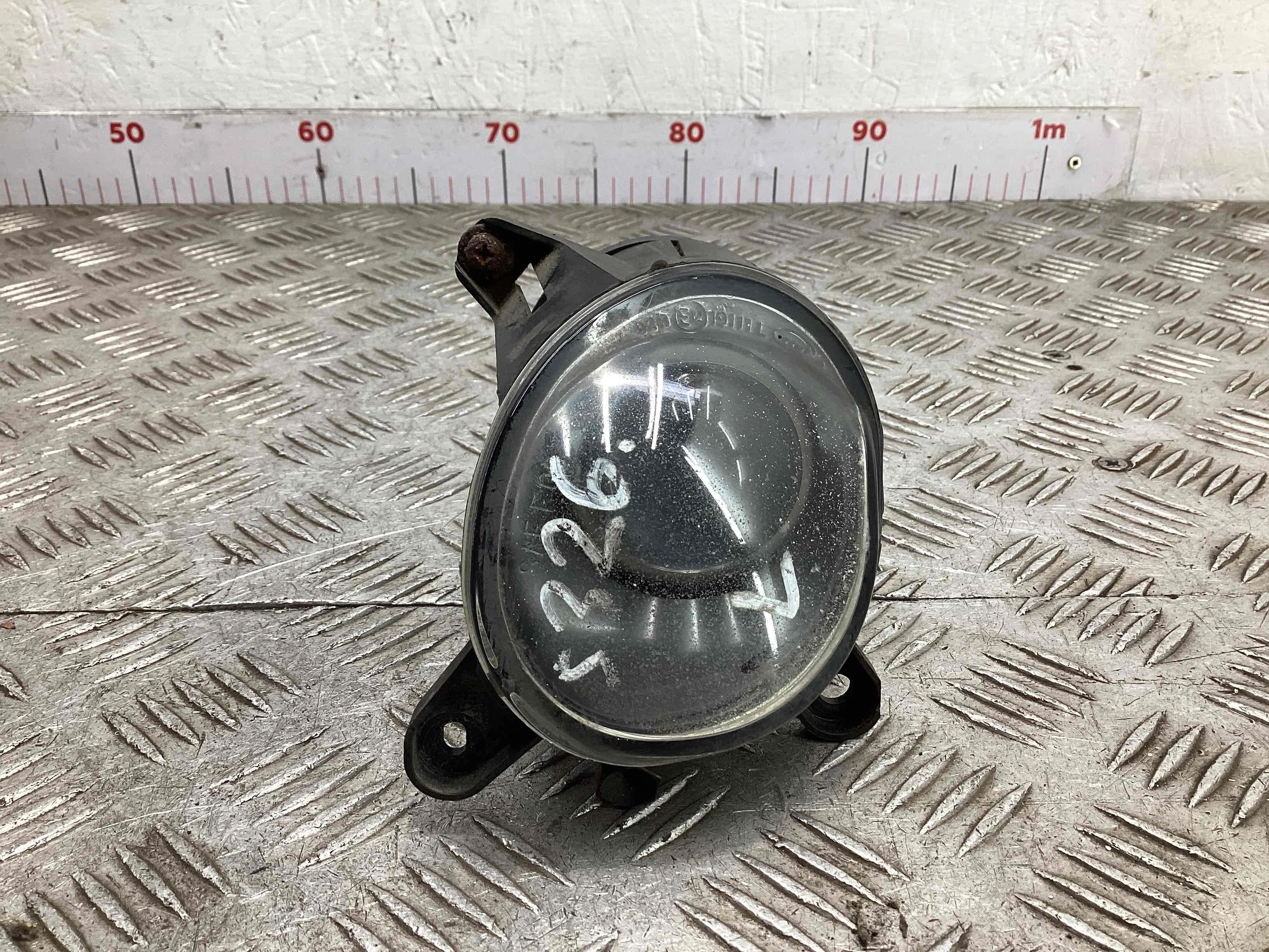Фара противотуманная левая Volkswagen Passat B5+ (3B) 2000-2005 рестайлинг 2004 1,9 Дизель АКПП Универсал