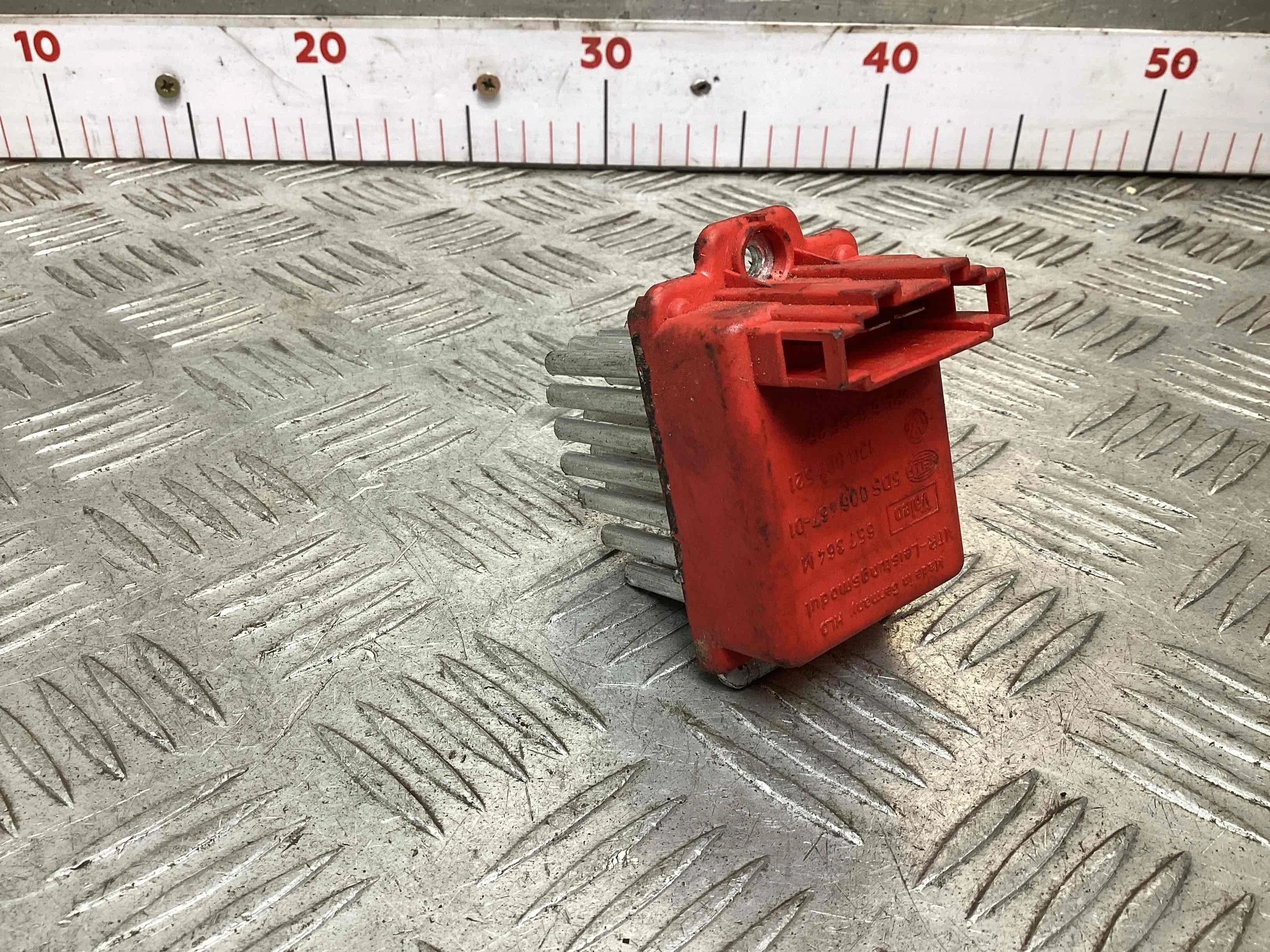 Сопротивление печки Volkswagen Golf IV (1J) 1997-2004 2000