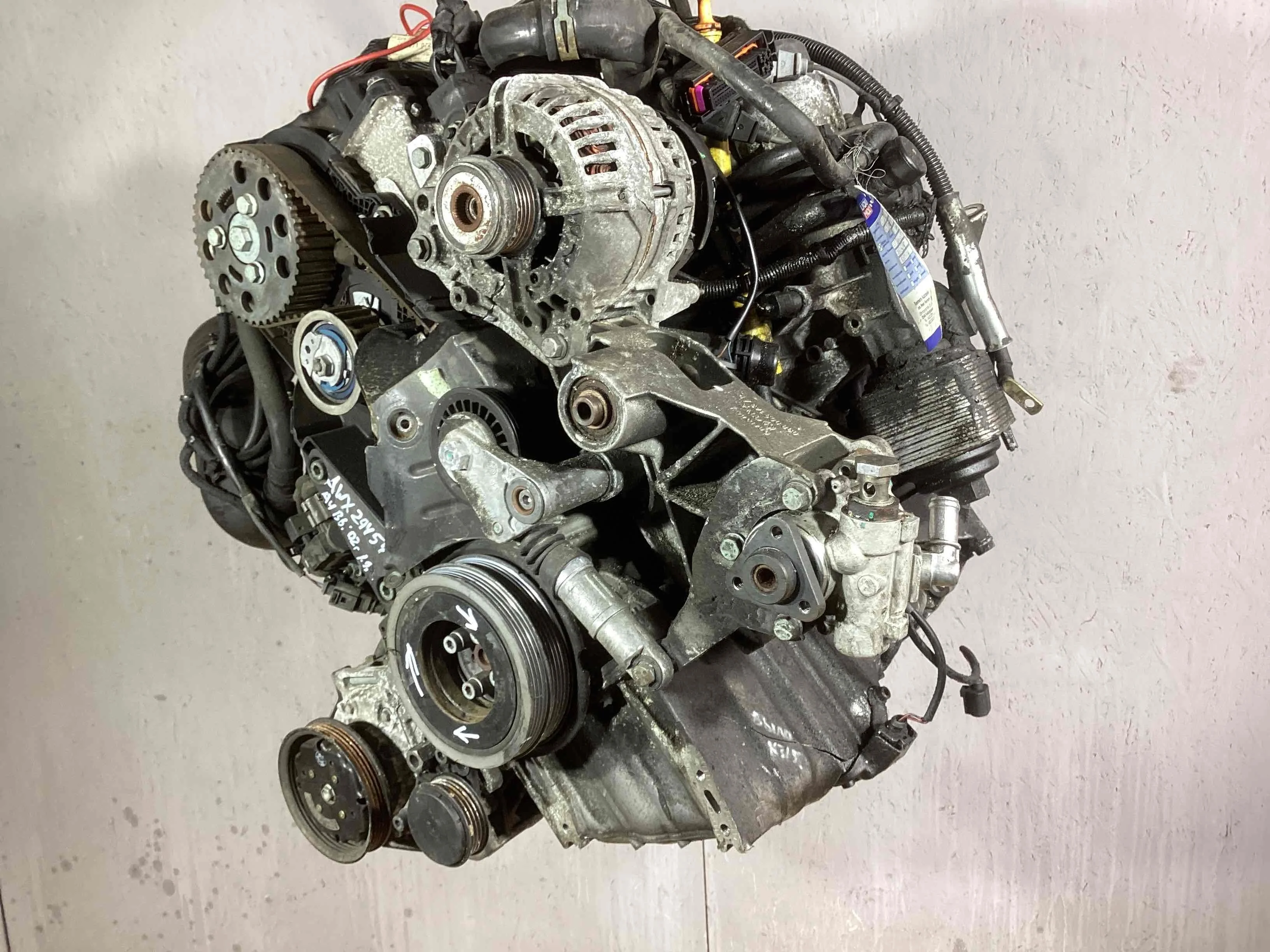 Двигатель Audi A4 B6 (8EC, 8E5) 2000-2006 2002 1,9 Дизель МКПП 5ст. Универсал